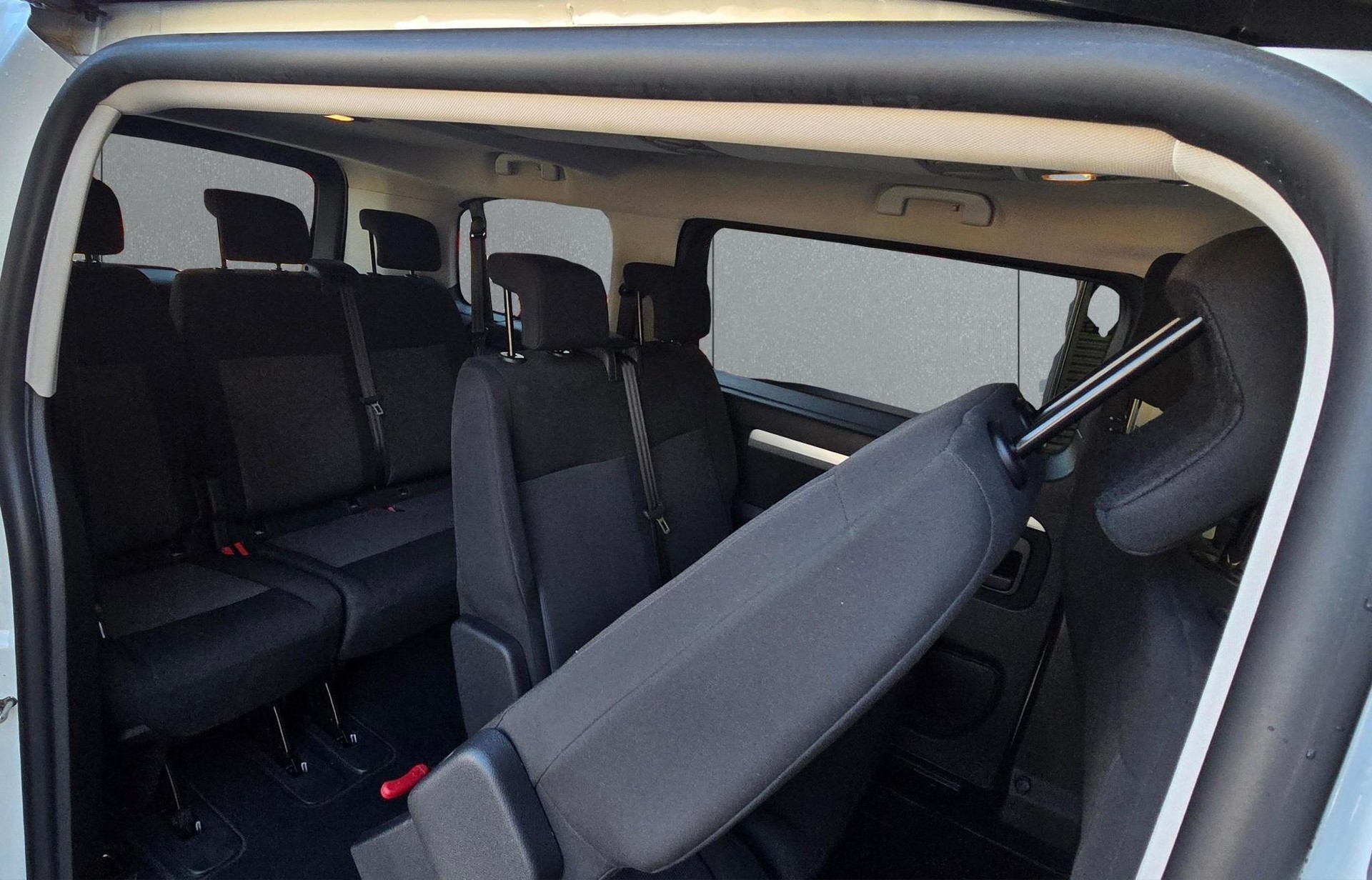 OPEL Zafira Life M 2.0 CDTI 150 Business Edition S/S-image-9