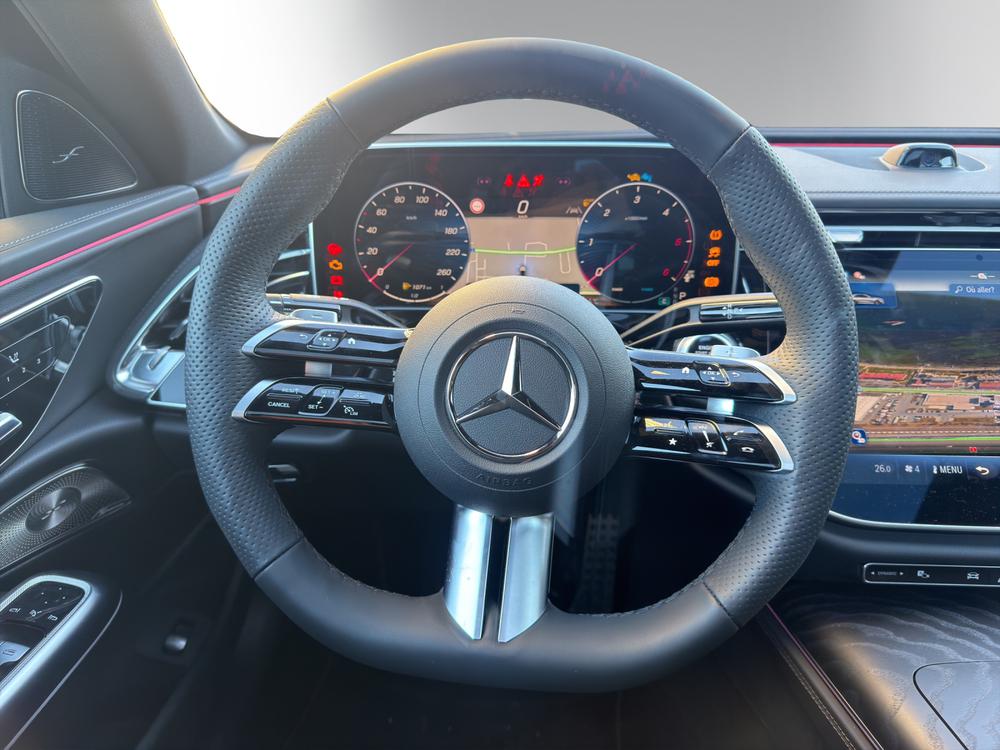 MERCEDES-BENZ E 220 d 4Matic 9G-Tronic-image-13