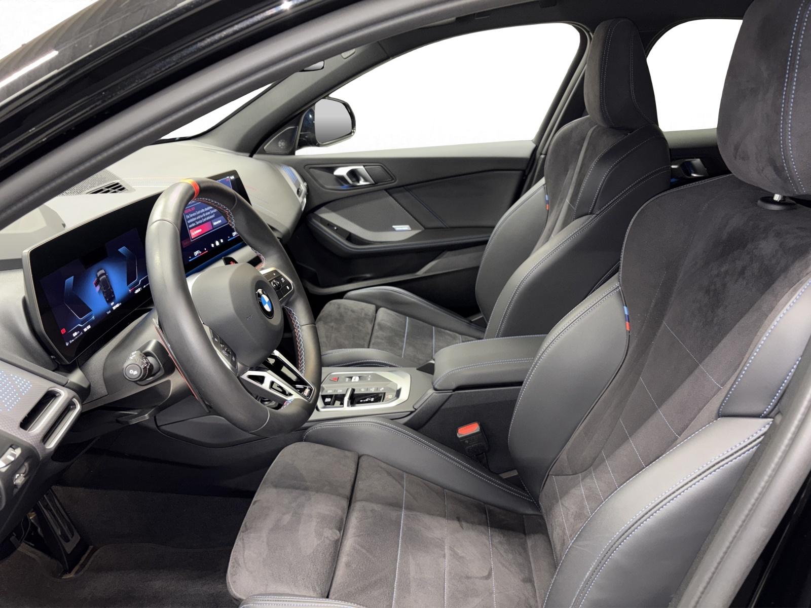 BMW M135i xDrive-image-8