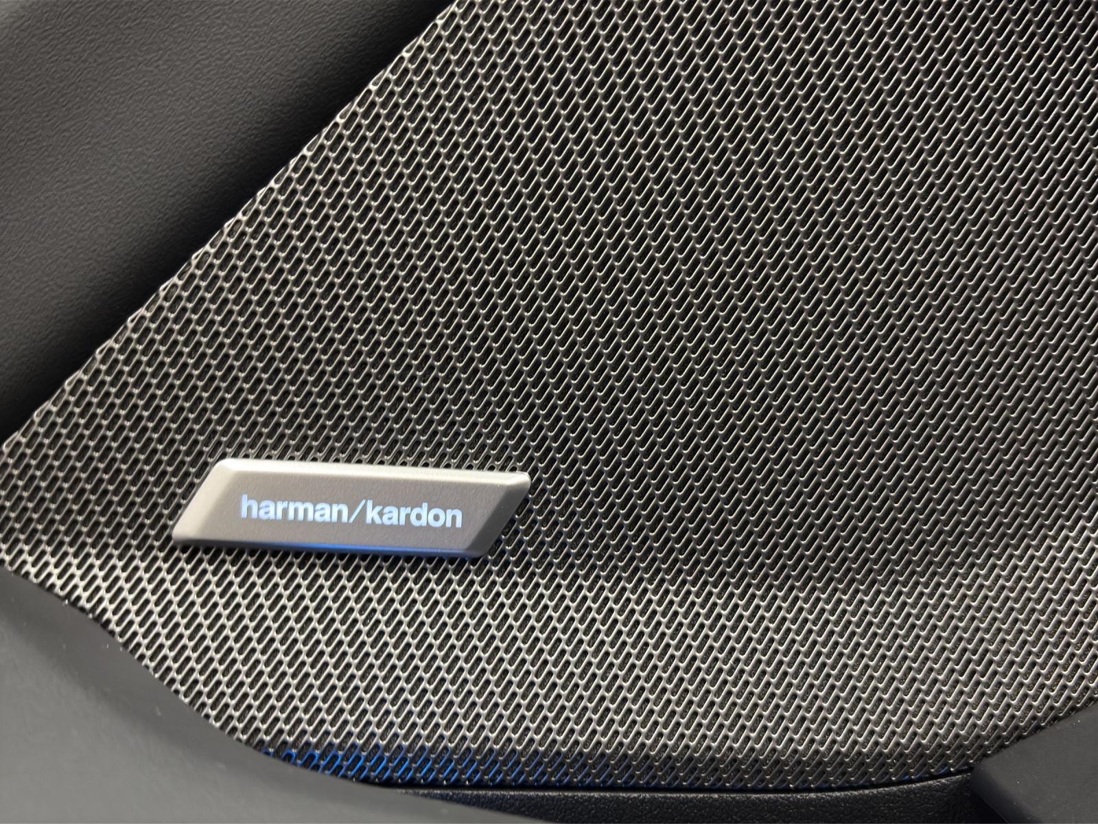 BMW M135i xDrive-image-16