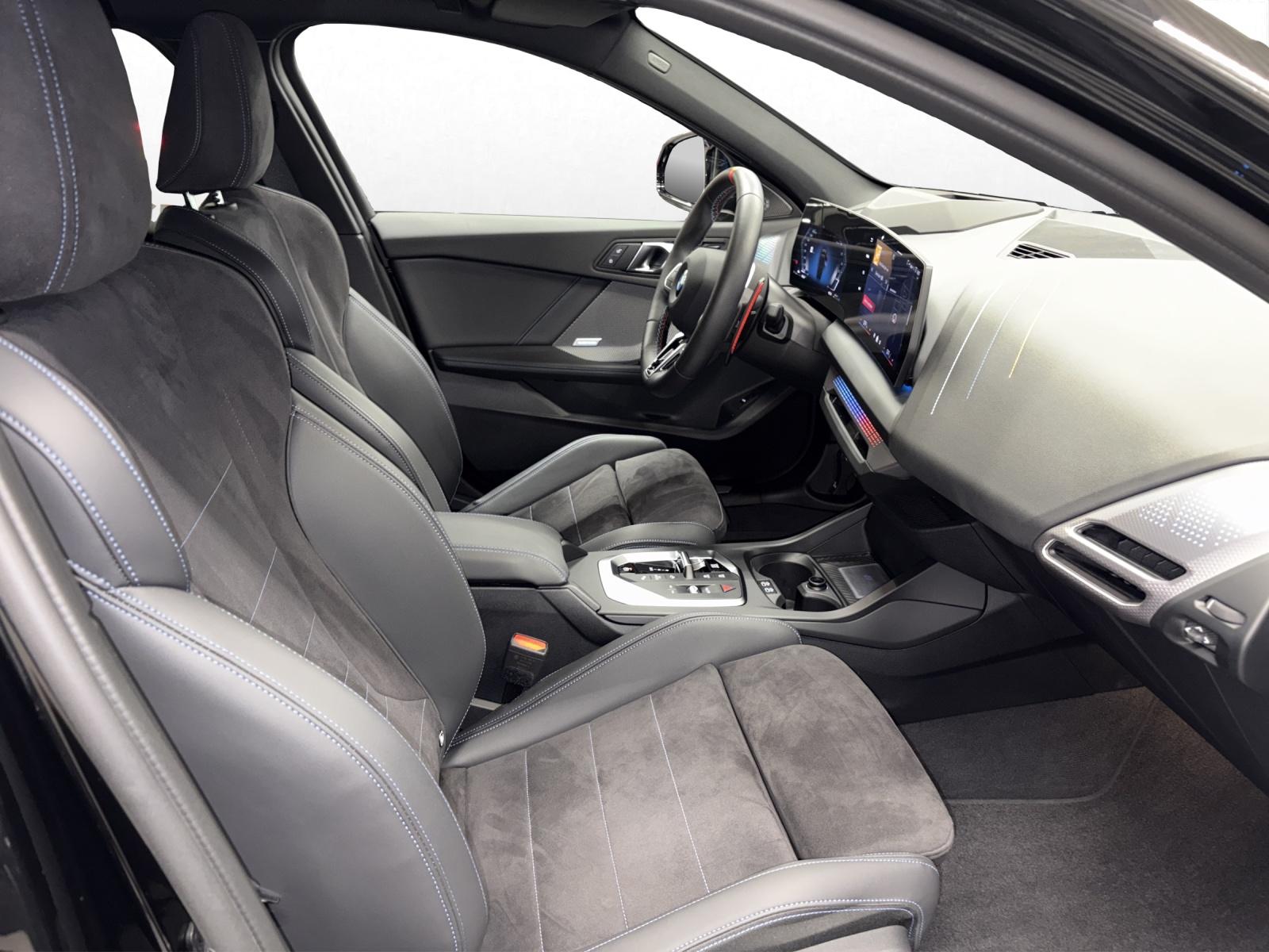BMW M135i xDrive-image-12