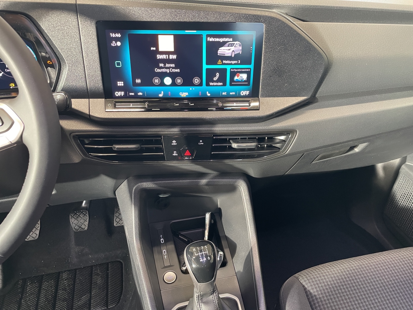 VW Caddy 2.0 TDI 4Motion-image-11