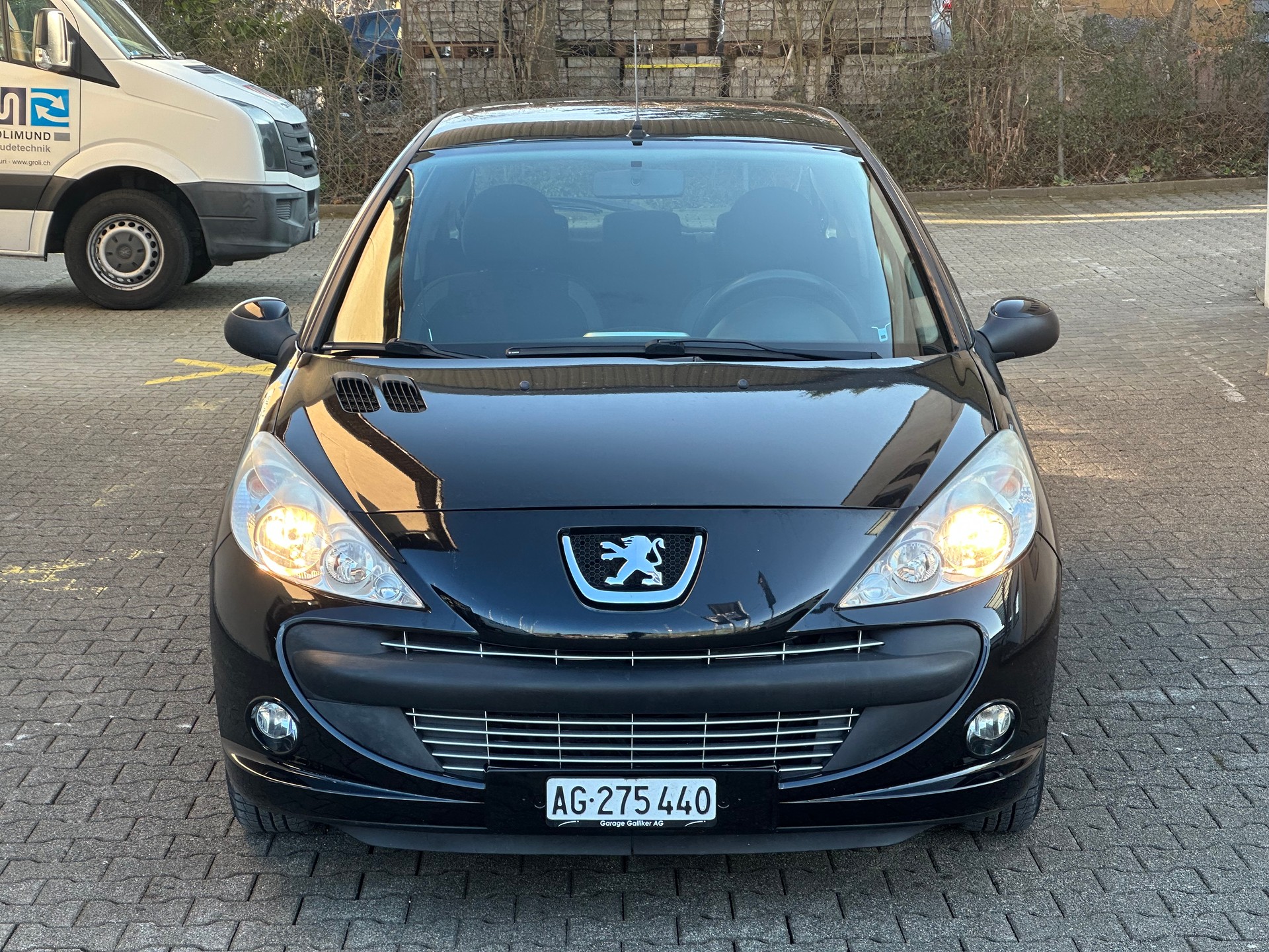 PEUGEOT 206+ 1.4 Trendy-image-0
