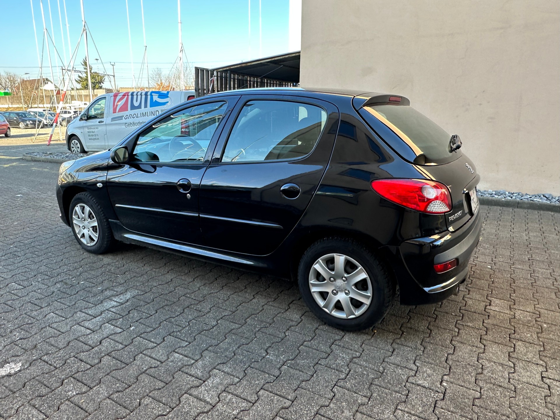 PEUGEOT 206+ 1.4 Trendy-image-2