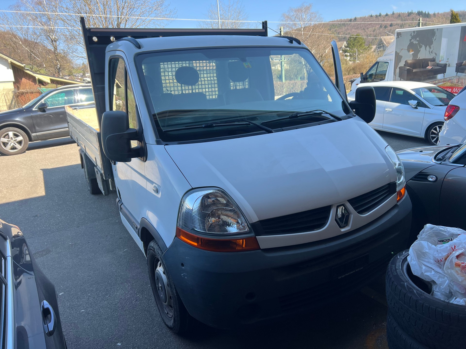 RENAULT Master T35 2.5dCi-image-0