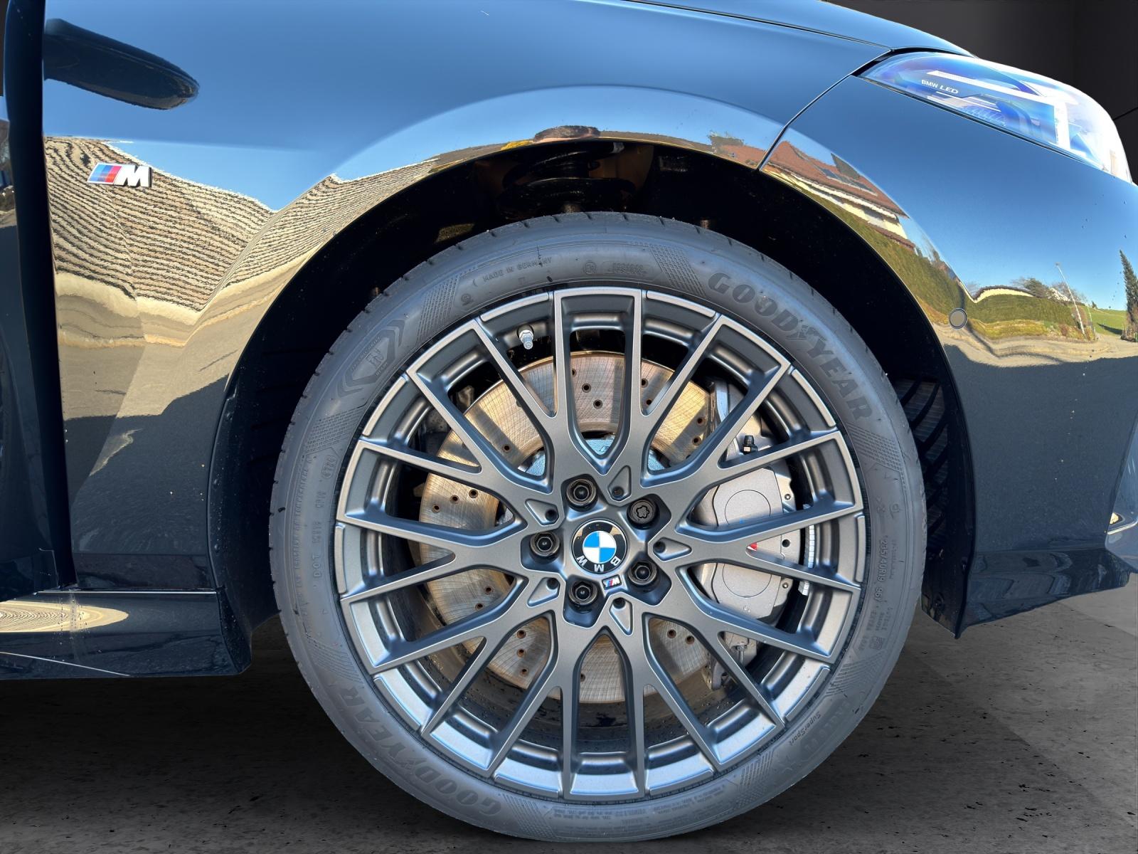 BMW M235i xDrive Gran Coupé-image-19