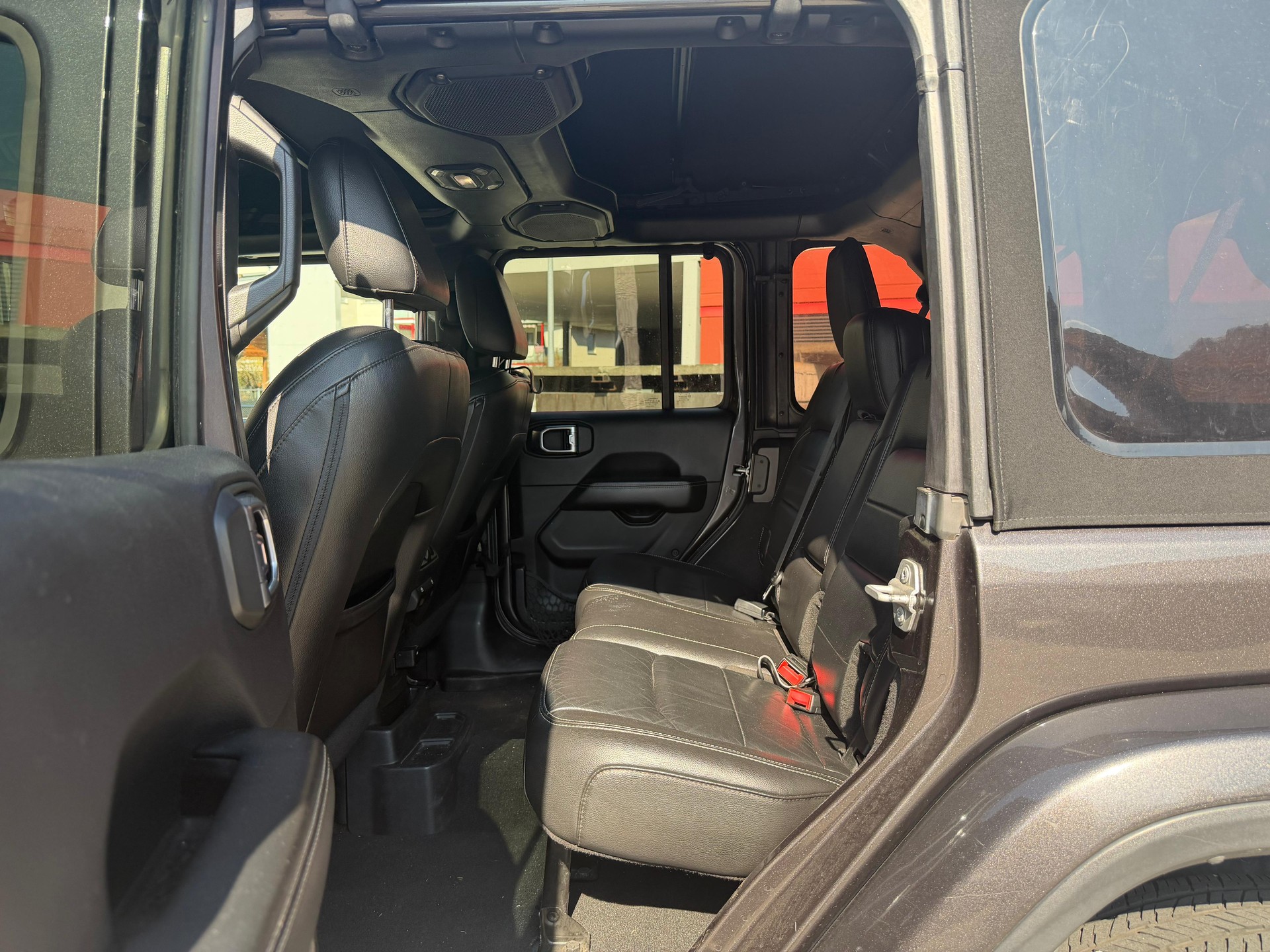 JEEP Wrangler 3.6 Unlimited Sahara X Automatic hardtop-image-5