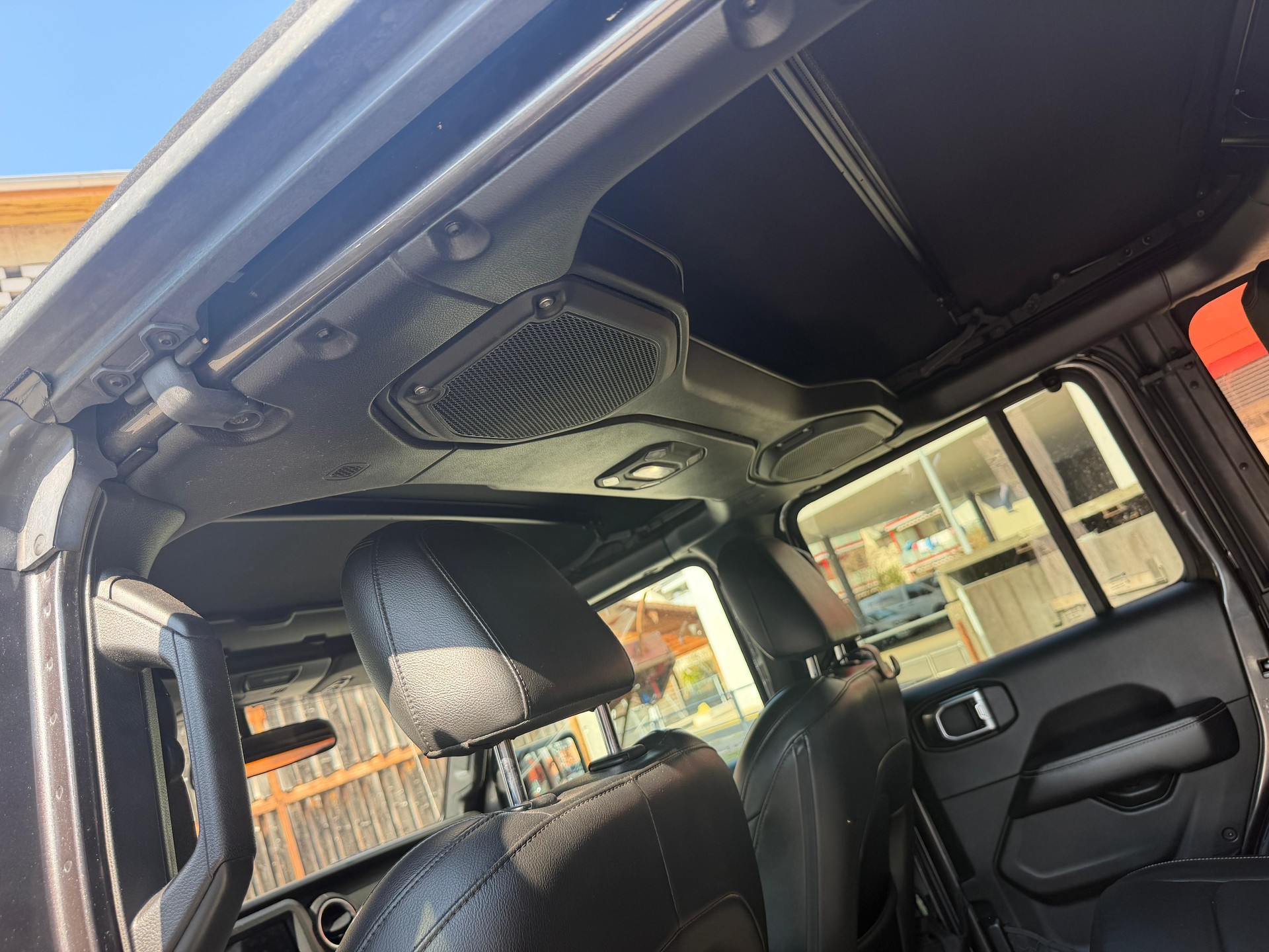 JEEP Wrangler 3.6 Unlimited Sahara X Automatic hardtop-image-15