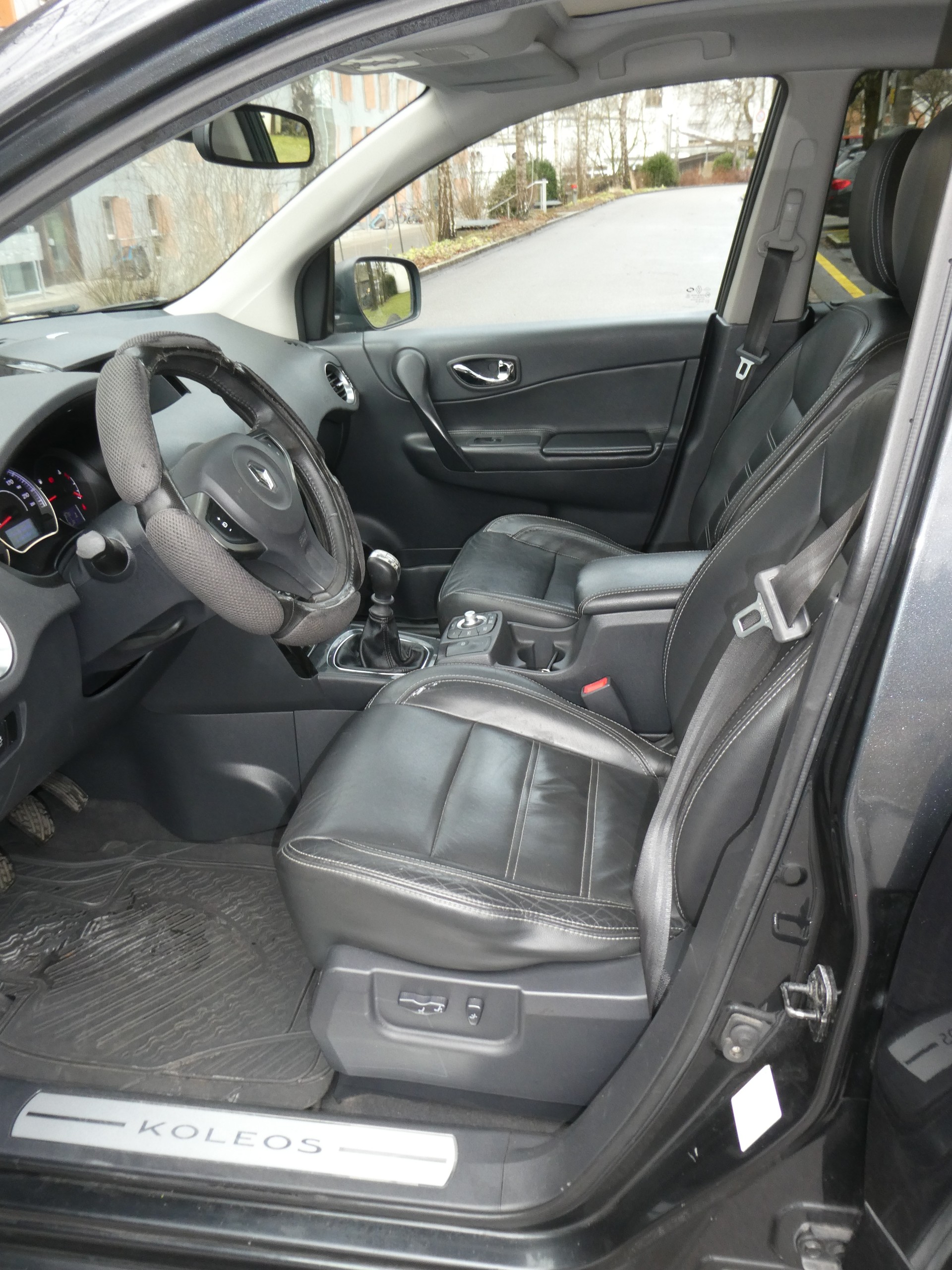 RENAULT Koleos 2.0 dCi Exception 4x4-image-9