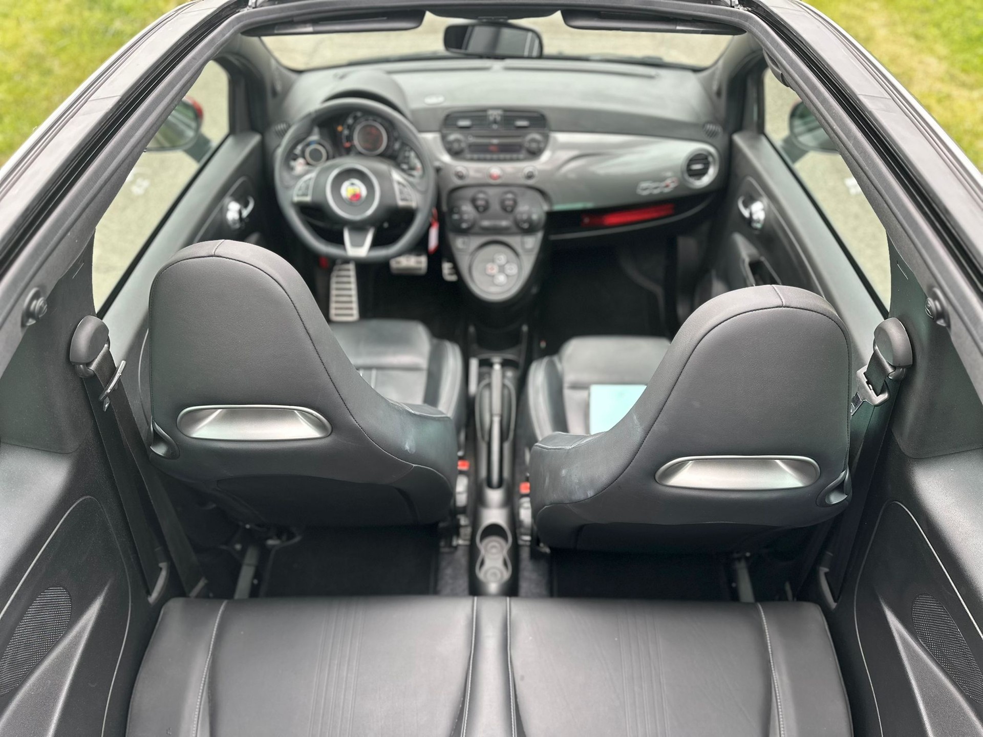 FIAT 500C 1.4 16V Turbo Abarth Dualogic-image-11