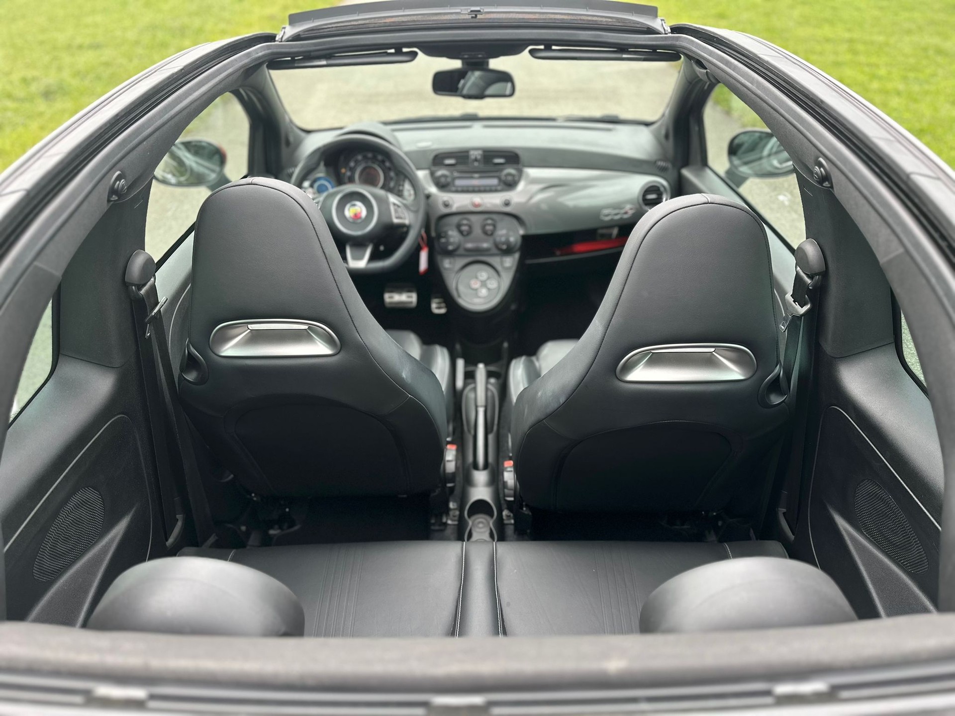 FIAT 500C 1.4 16V Turbo Abarth Dualogic-image-10