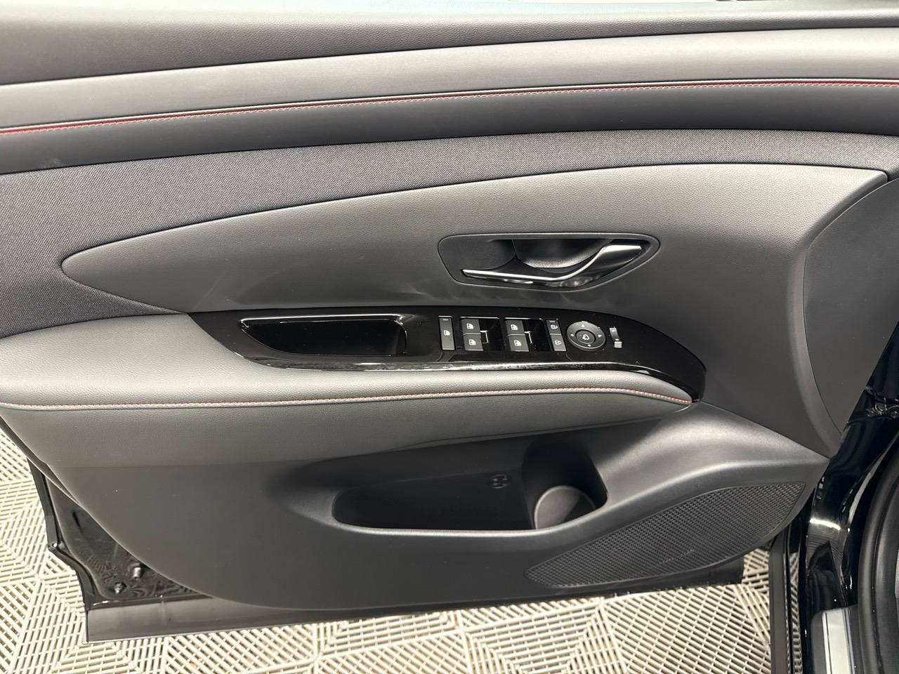 HYUNDAI Tucson 1.6 TGDI PHEV N-Line 4WD-image-4