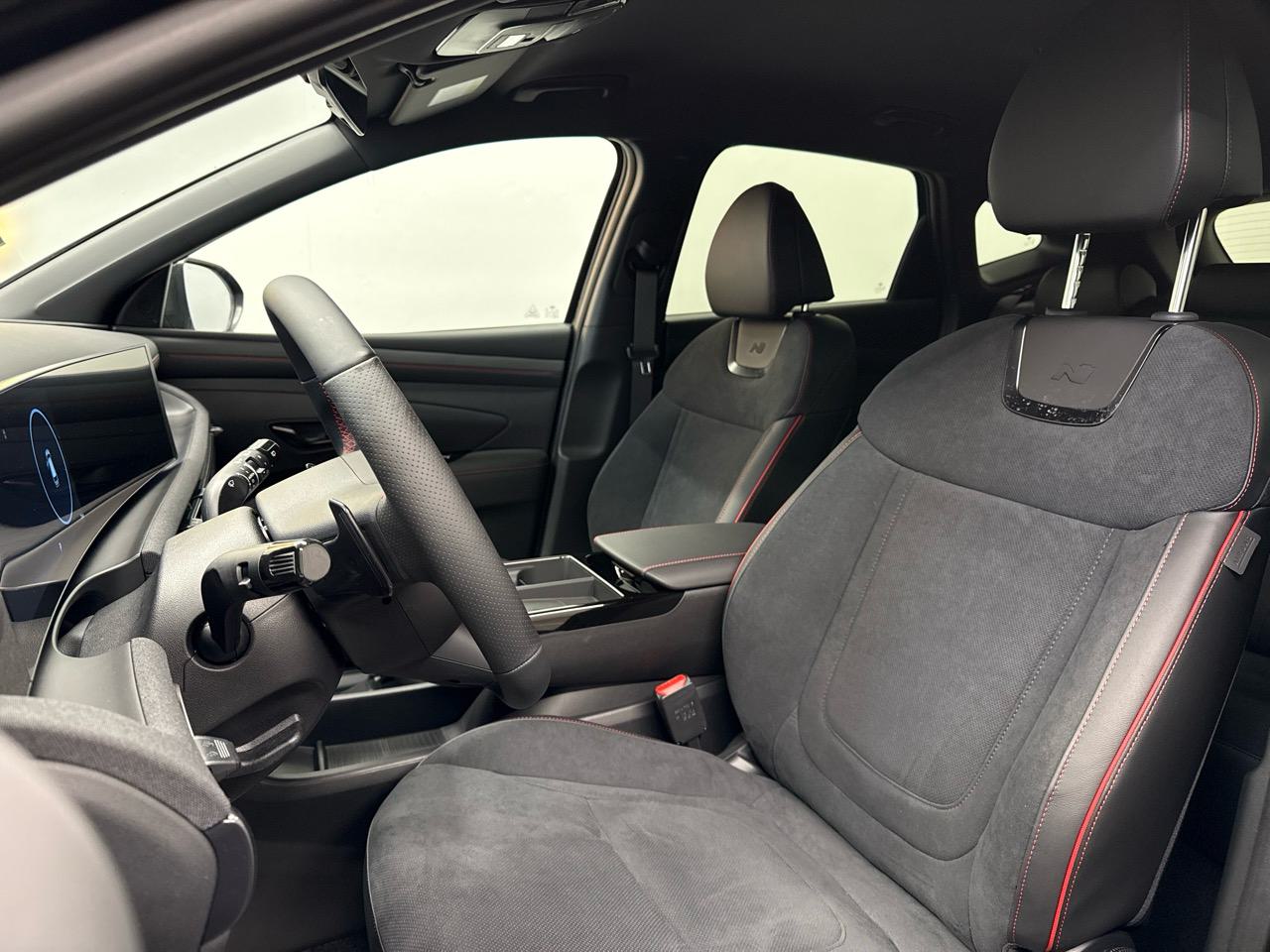 HYUNDAI Tucson 1.6 TGDI PHEV N-Line 4WD-image-3