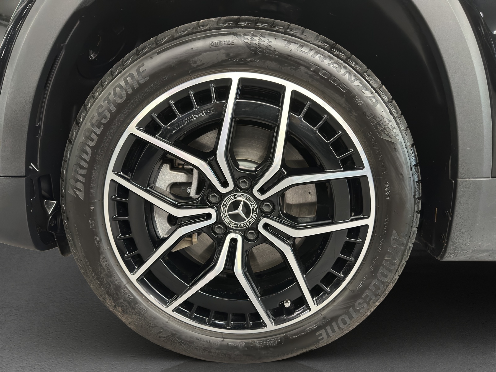 Image MERCEDES-BENZ EQB-300 EQB 300 4Matic AMG Line