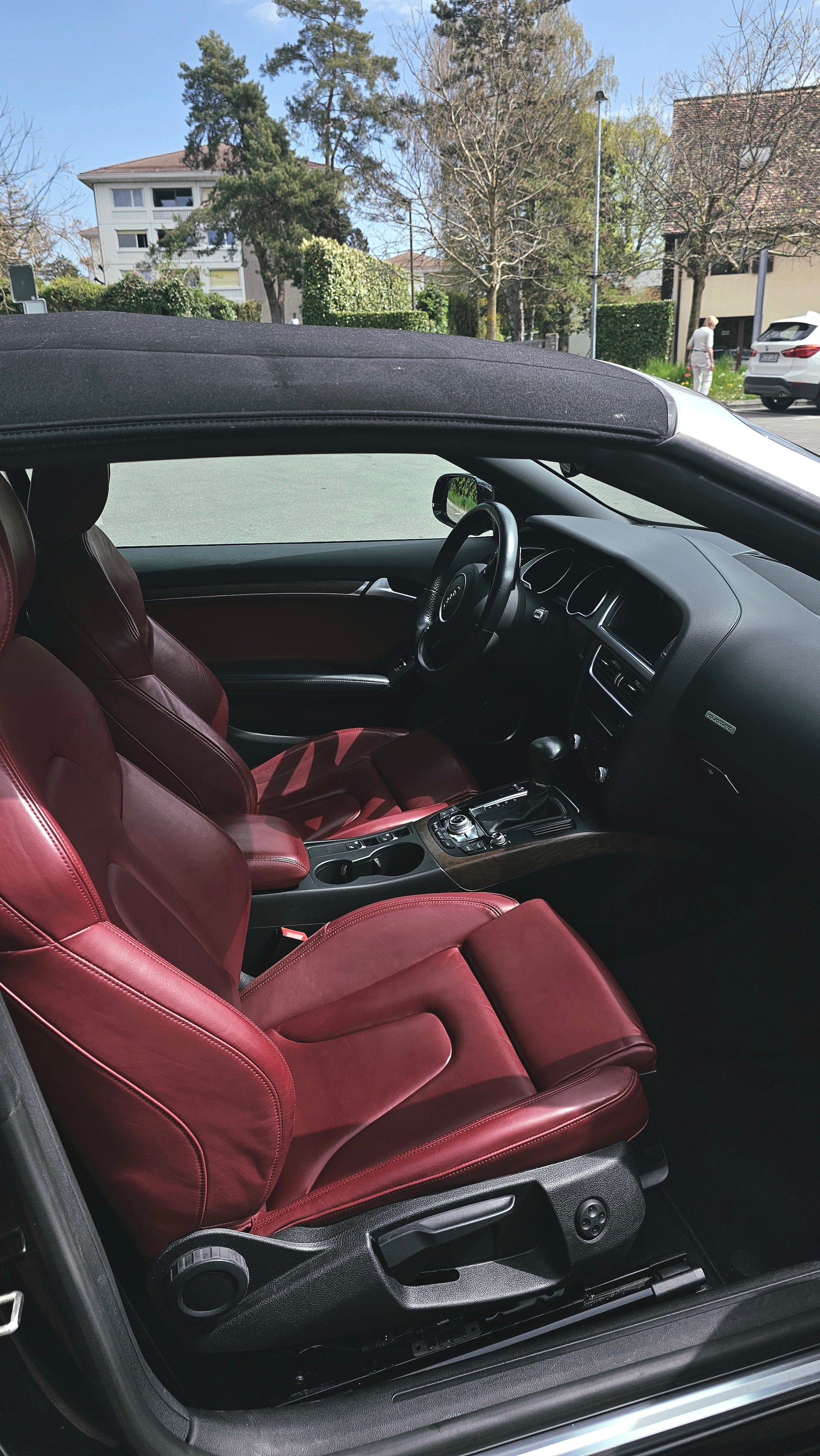 AUDI A5 Cabriolet 2.0 TFSI multitronic Quattro-image-2