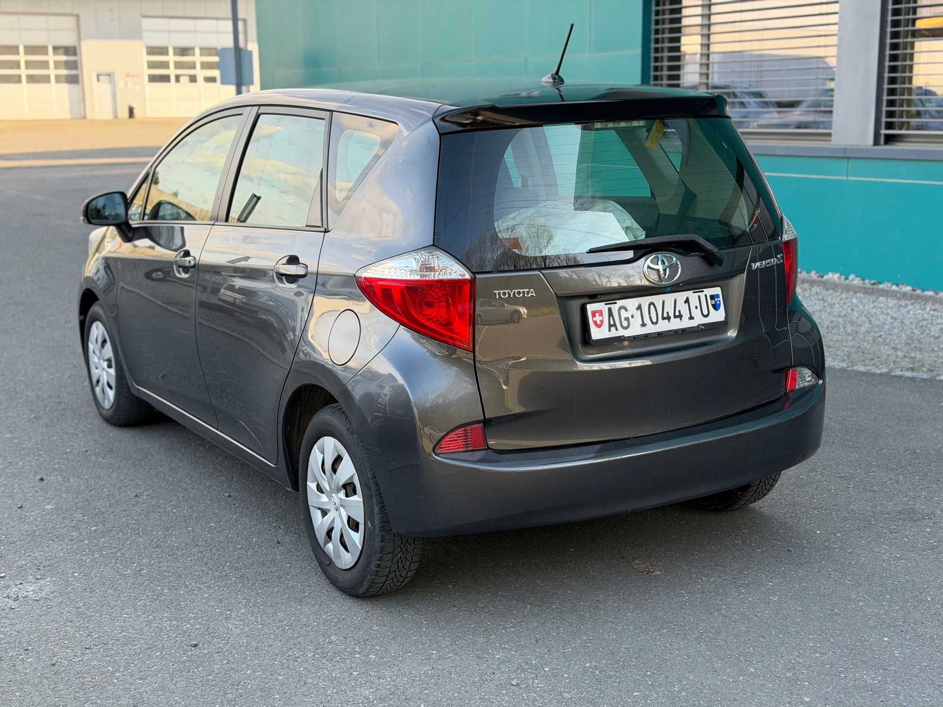 TOYOTA Verso-S 1.4 D-4D Linea Sol-image-4