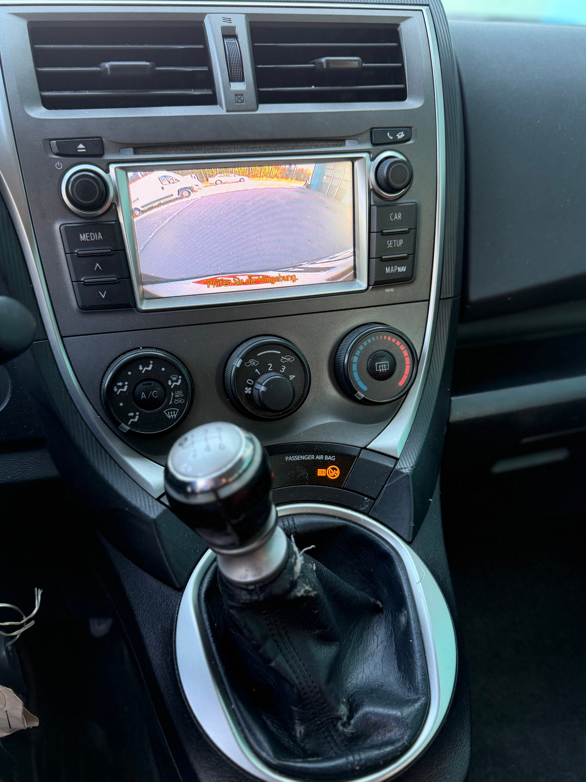 TOYOTA Verso-S 1.4 D-4D Linea Sol-image-9