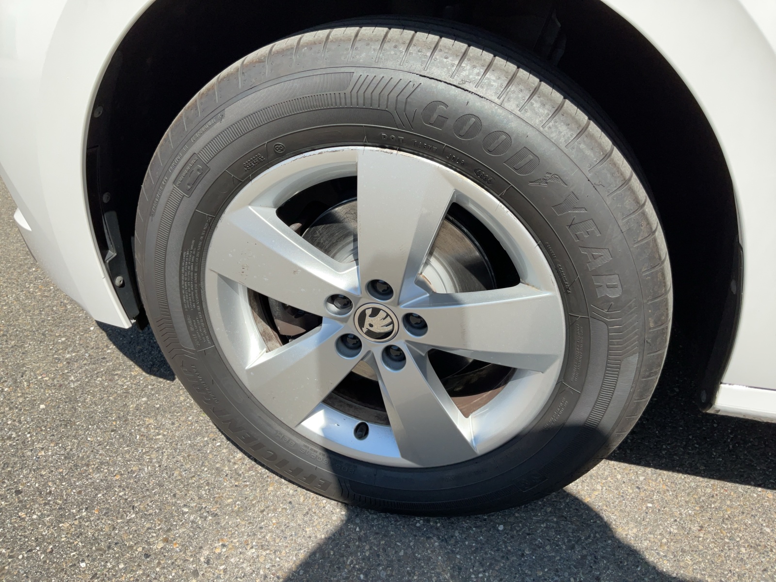 SKODA Kamiq 1.0 TSI Fresh DSG-image-14