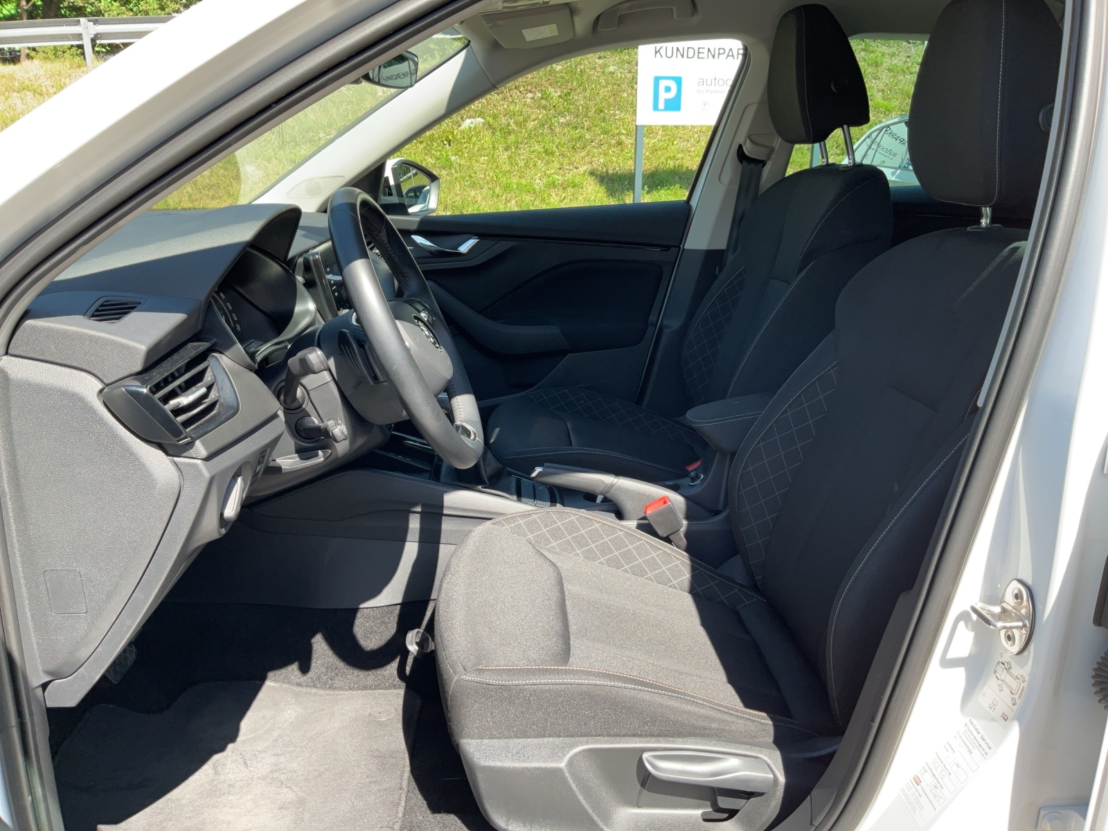 SKODA Kamiq 1.0 TSI Fresh DSG-image-5