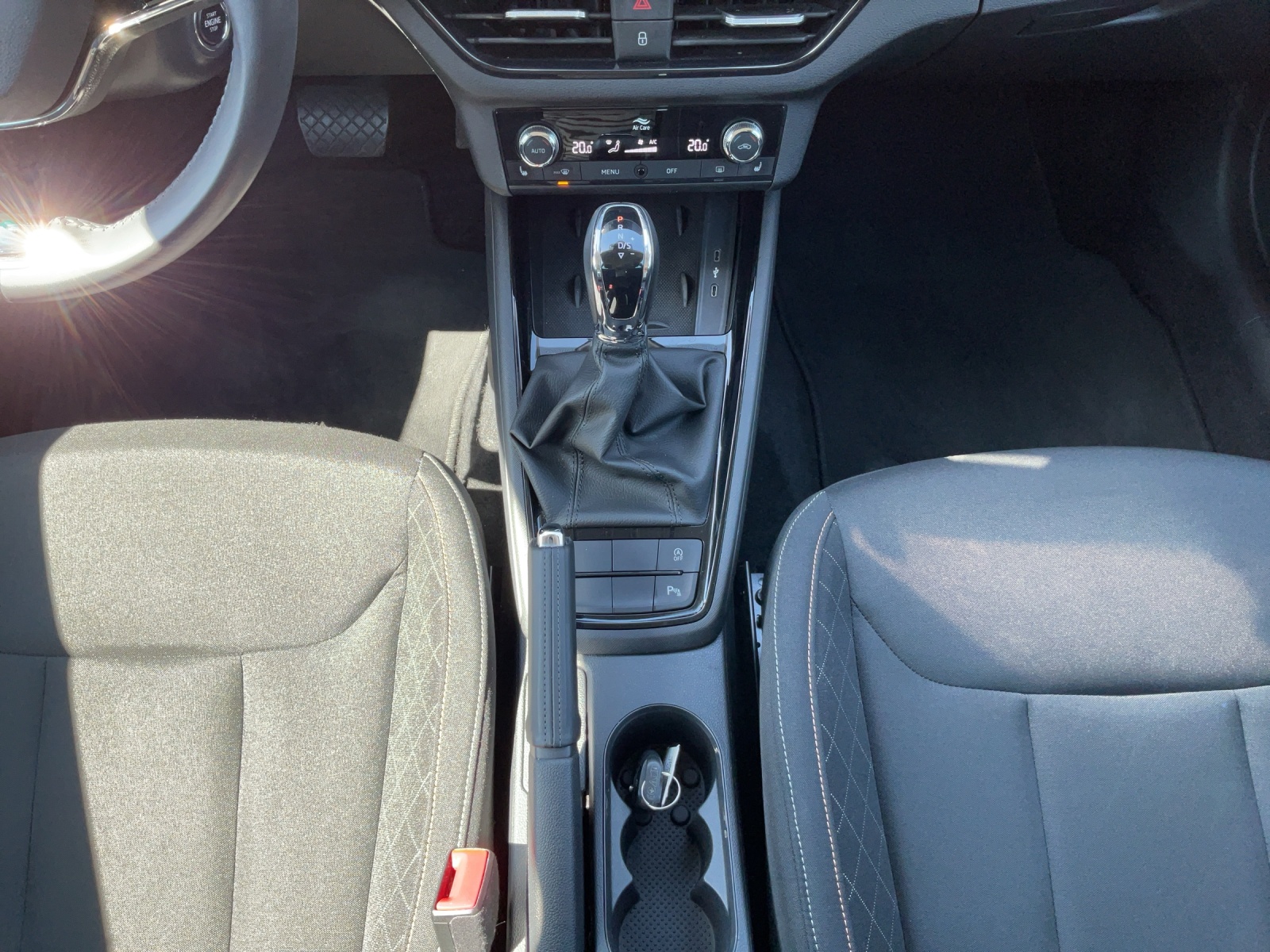 SKODA Kamiq 1.0 TSI Fresh DSG-image-11