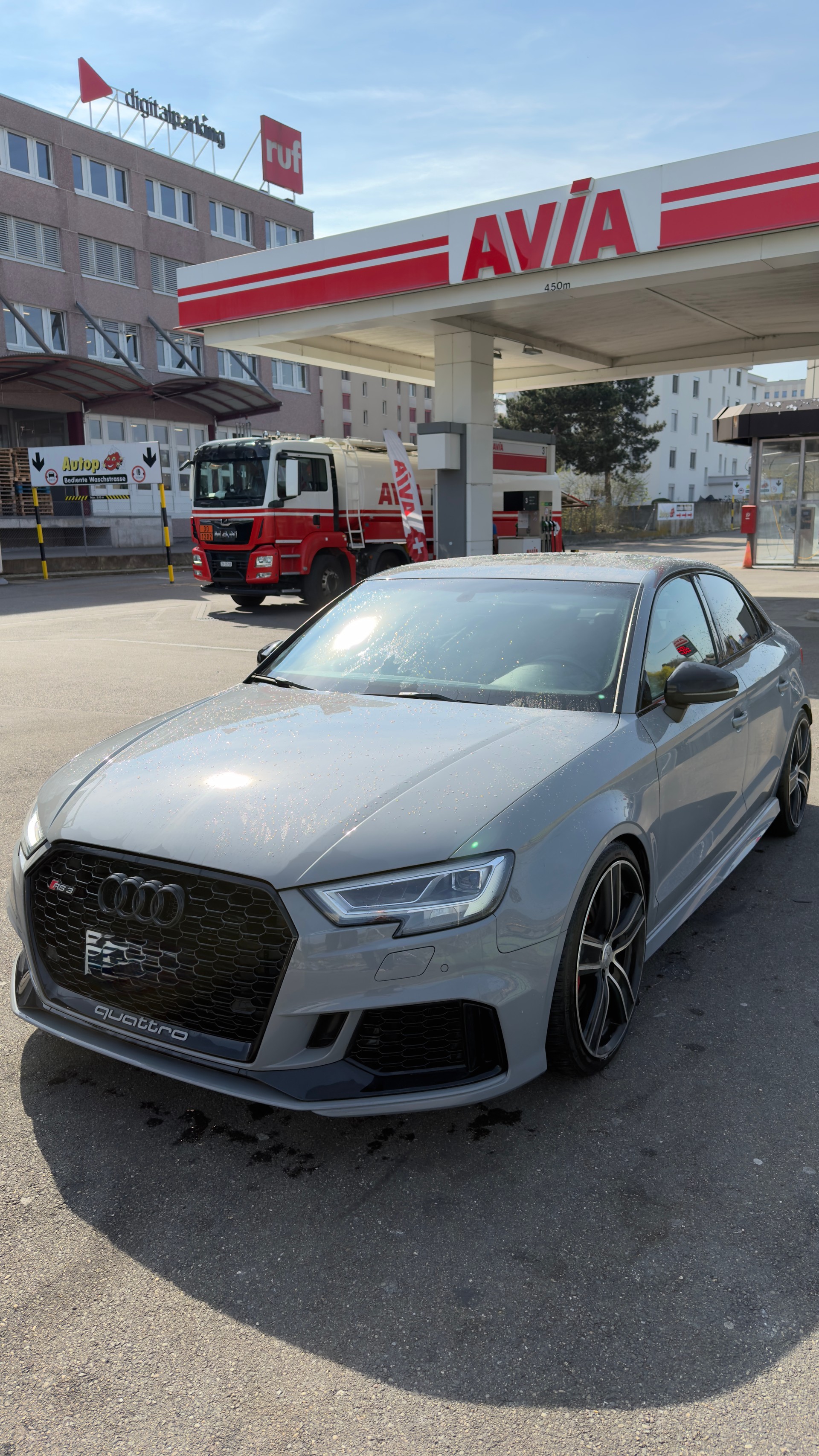 AUDI RS3 Limousine 2.5 TSI quattro S-tronic Ohne OPF-image-2