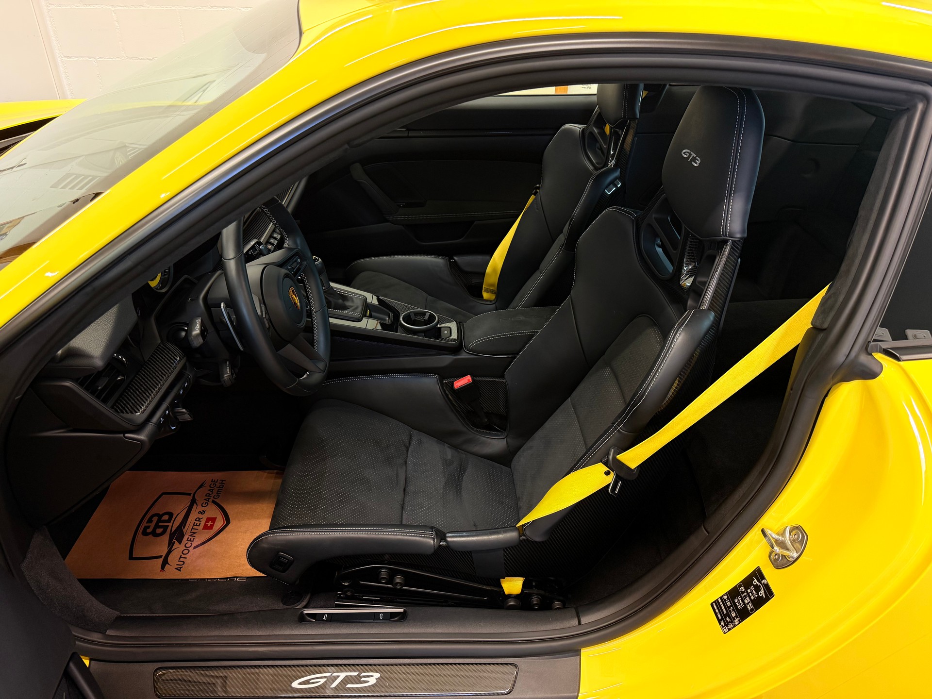 PORSCHE 911 GT3 PDK-image-12