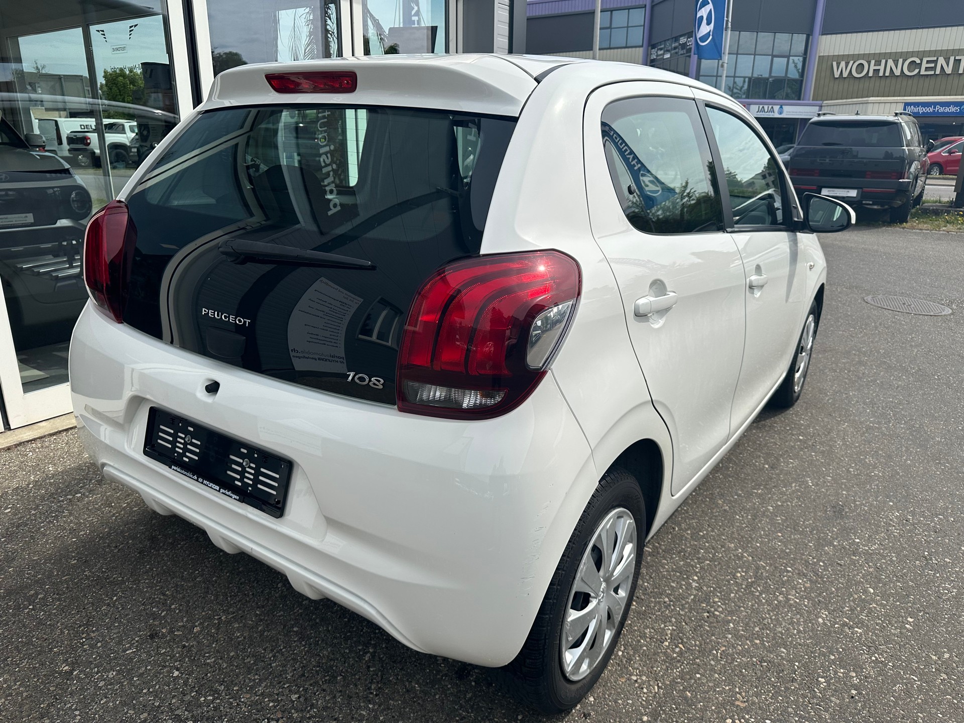 PEUGEOT 108 1.0 VTi Allure ETG-image-4