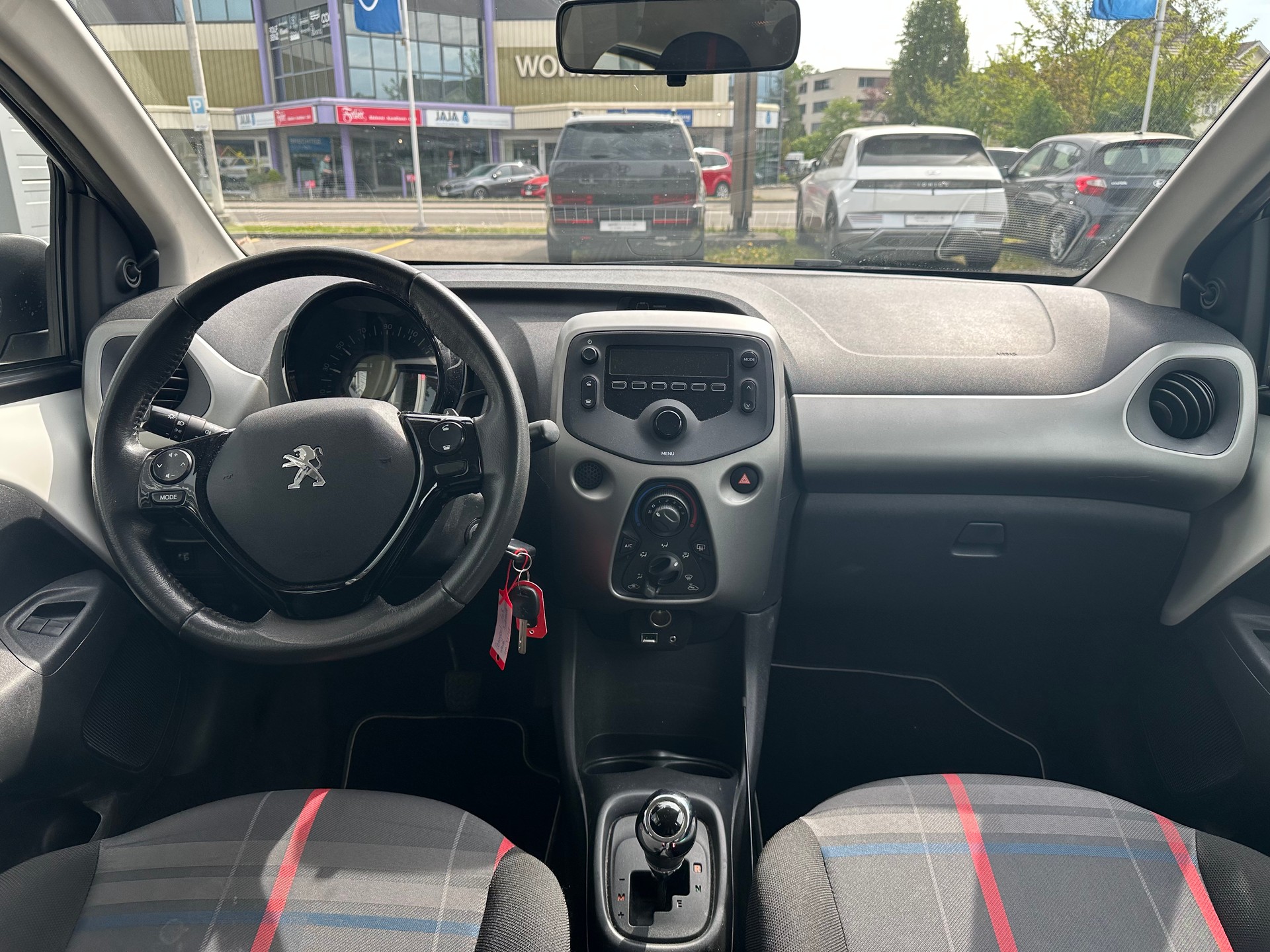 PEUGEOT 108 1.0 VTi Allure ETG-image-7