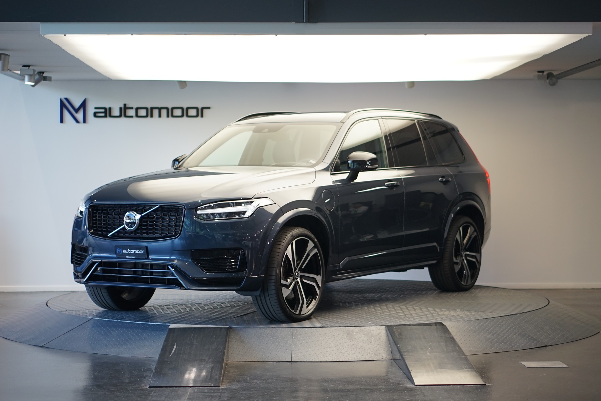 VOLVO XC90 T8 eAWD PluginHybrid R-Design Geartronic *Gratisservice* *7 Plätze*-image-0