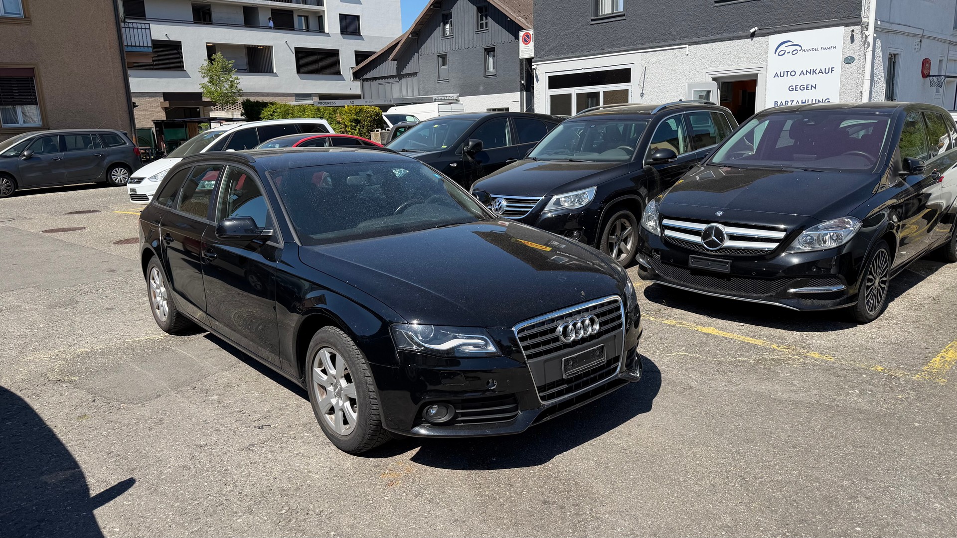 AUDI A4 Avant 2.0 TFSI multitronic-image-1