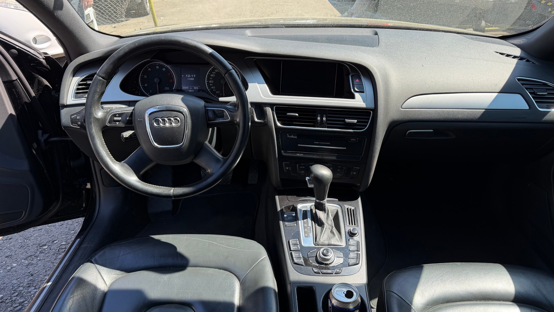 AUDI A4 Avant 2.0 TFSI multitronic-image-6