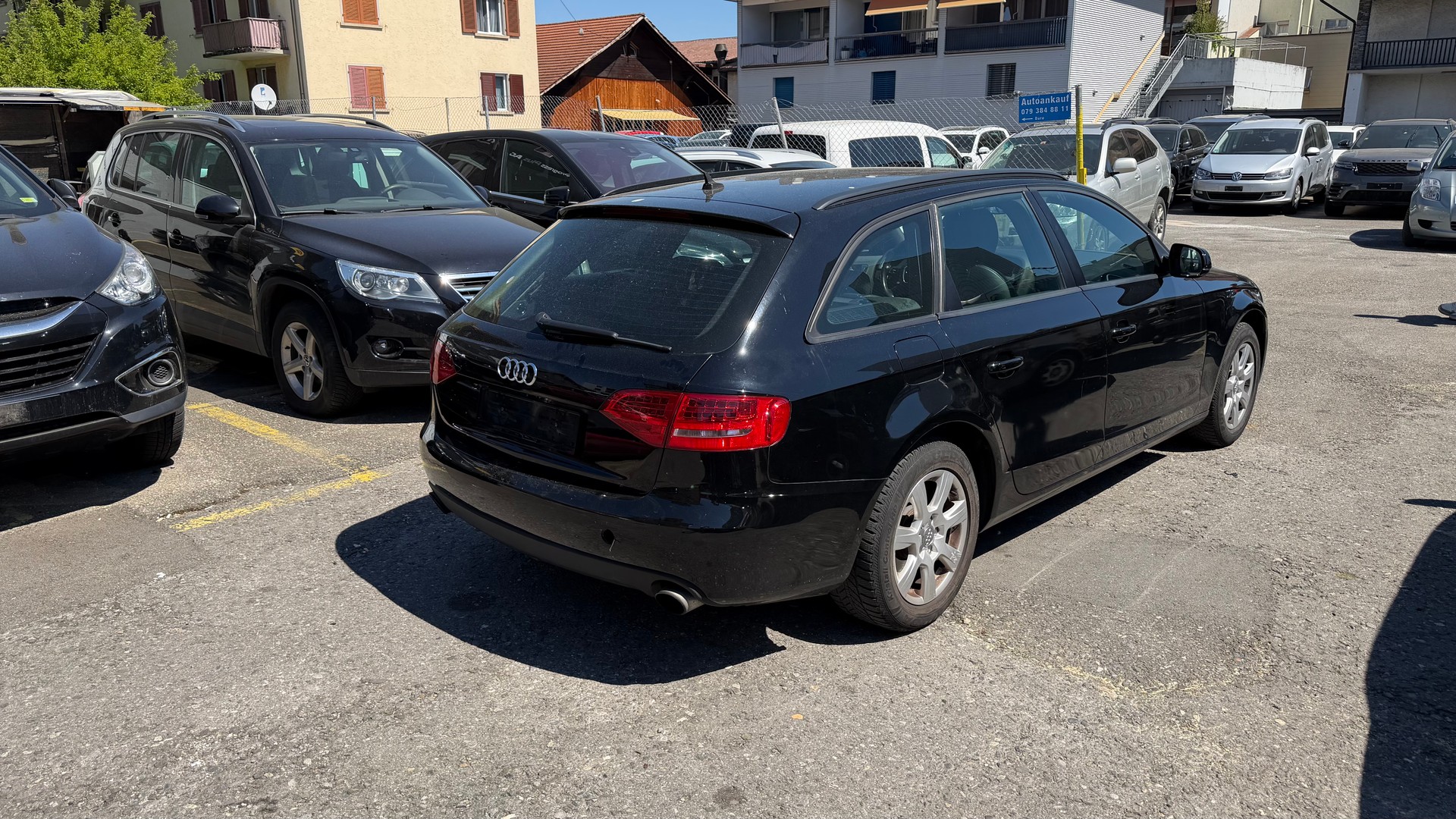 AUDI A4 Avant 2.0 TFSI multitronic-image-2