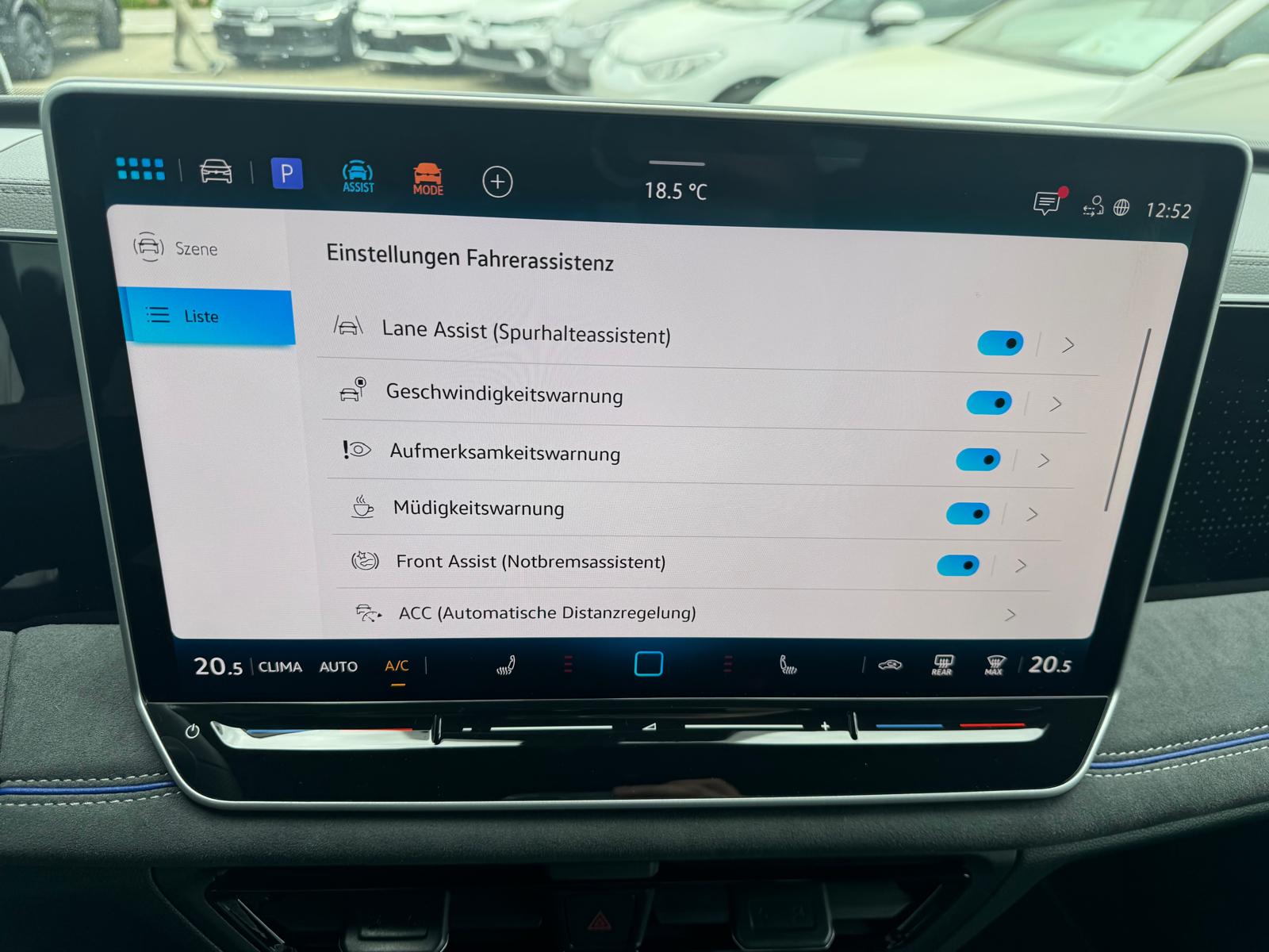 VW Tiguan 2.0 TSI DSG R-Line 4Motion-image-11
