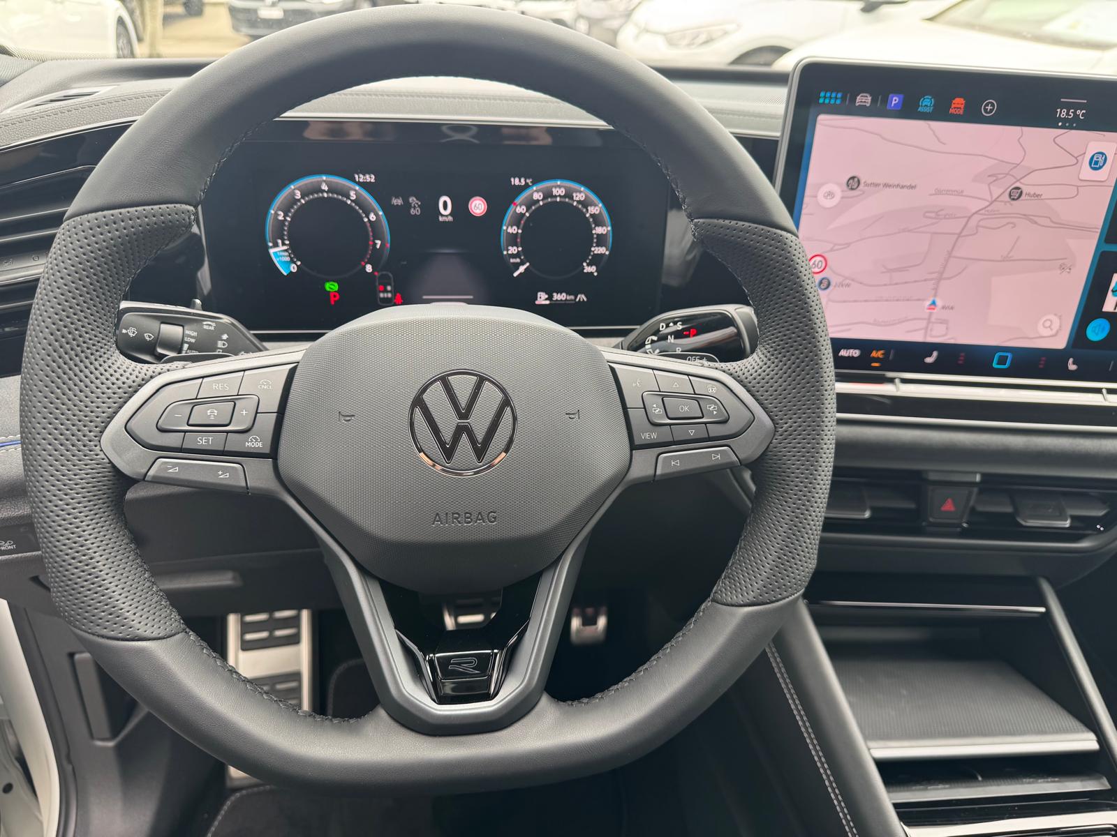 VW Tiguan 2.0 TSI DSG R-Line 4Motion-image-9