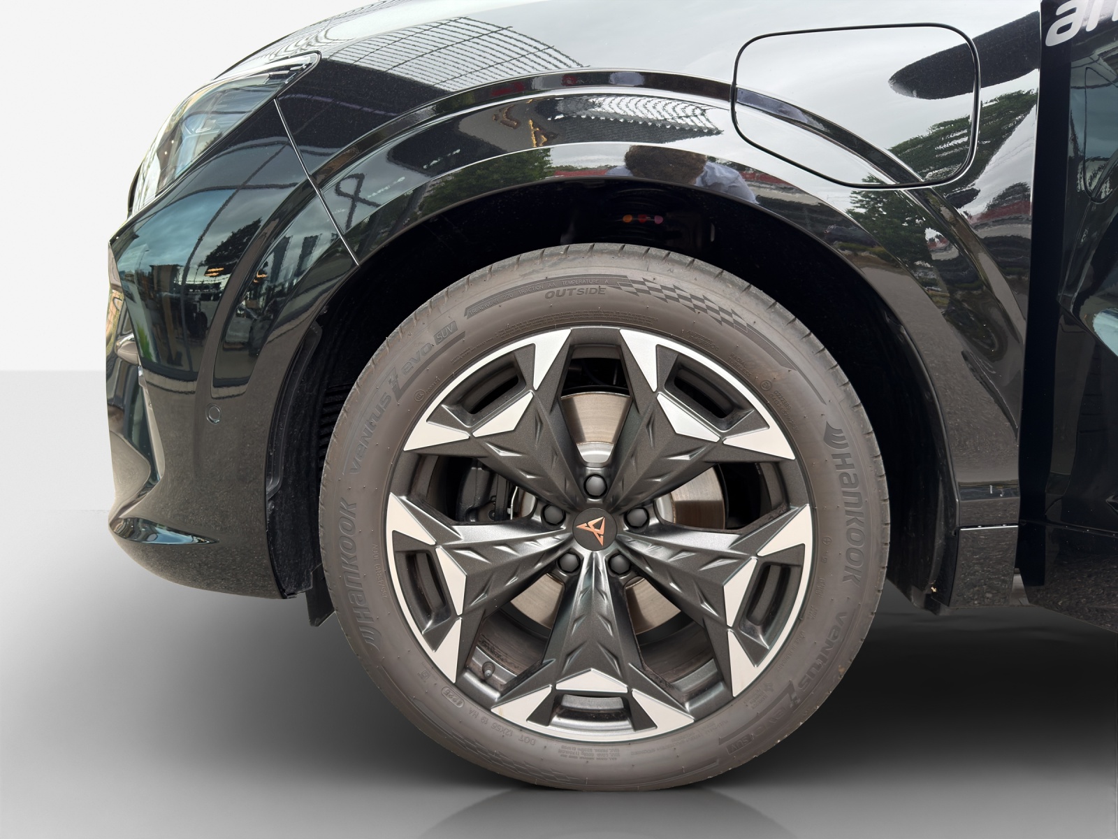 CUPRA Terramar 1.5 eHybrid DSG Black Symphony-image-14