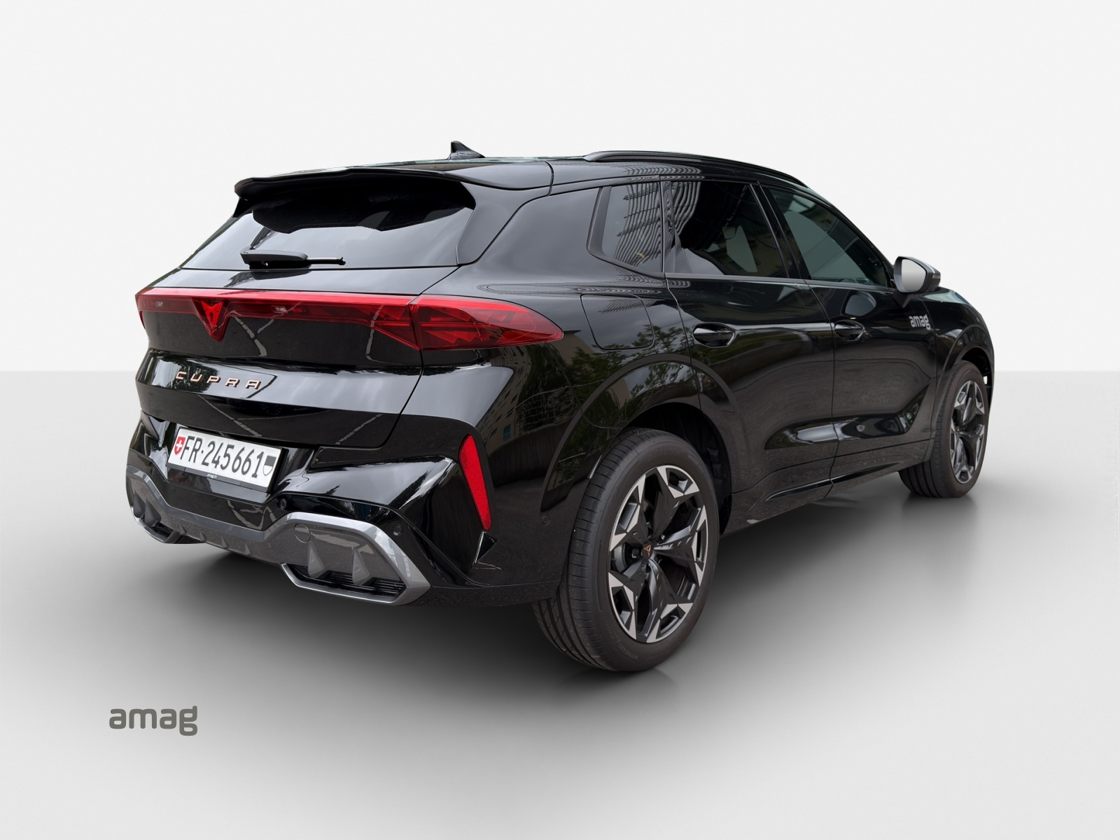 CUPRA Terramar 1.5 eHybrid DSG Black Symphony-image-4