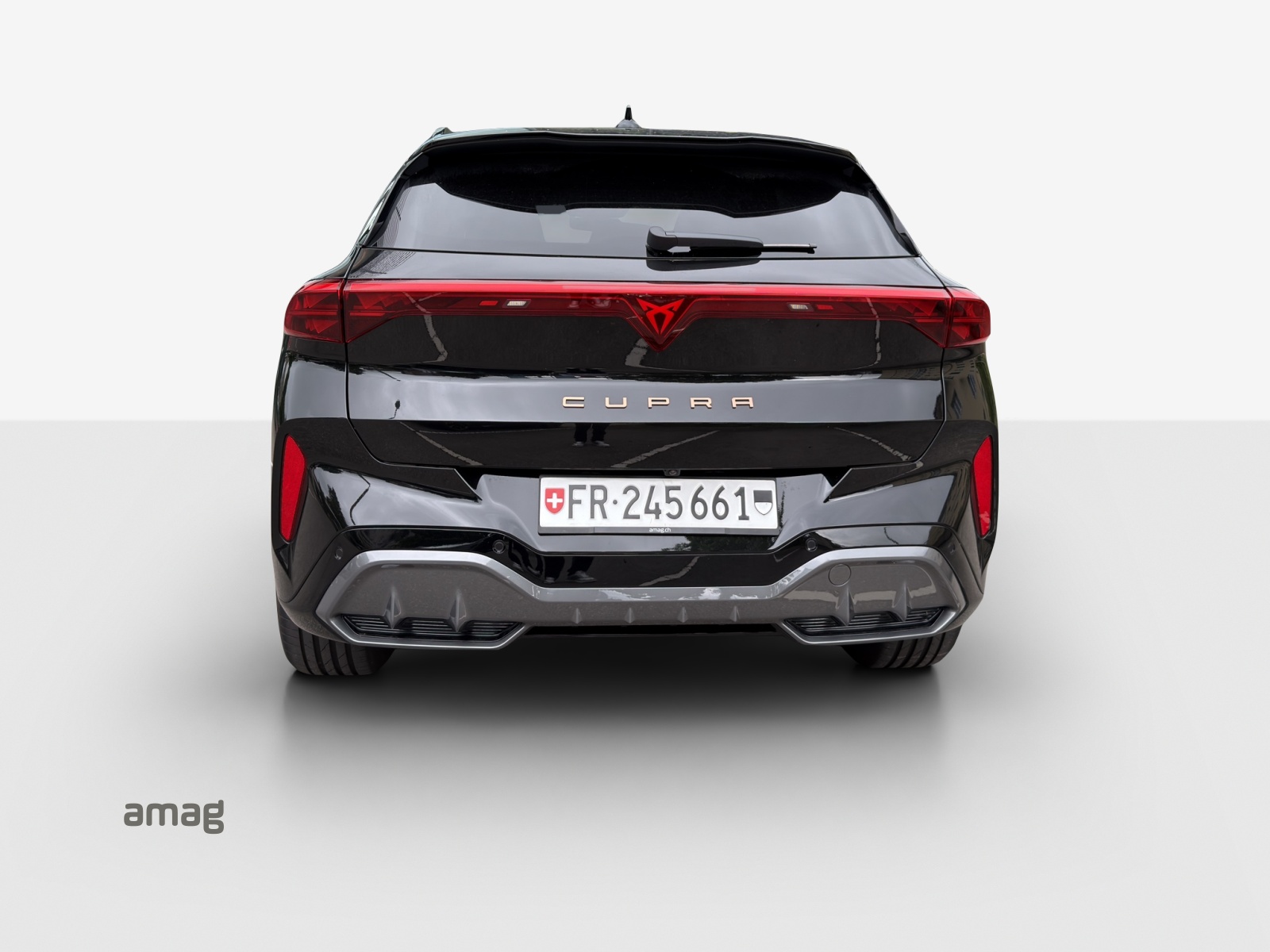 CUPRA Terramar 1.5 eHybrid DSG Black Symphony-image-3