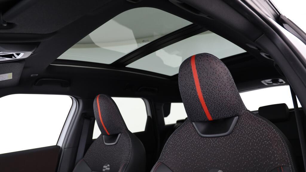 MINI John Cooper Works Countryman ALL4-image-18