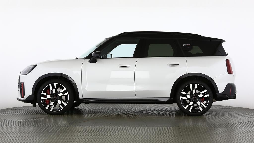 MINI John Cooper Works Countryman ALL4-image-2