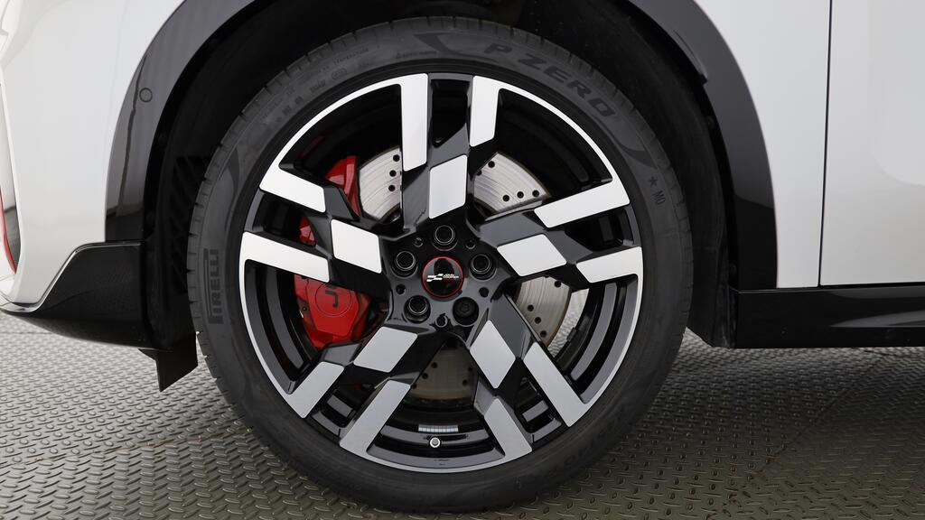 MINI John Cooper Works Countryman ALL4-image-8
