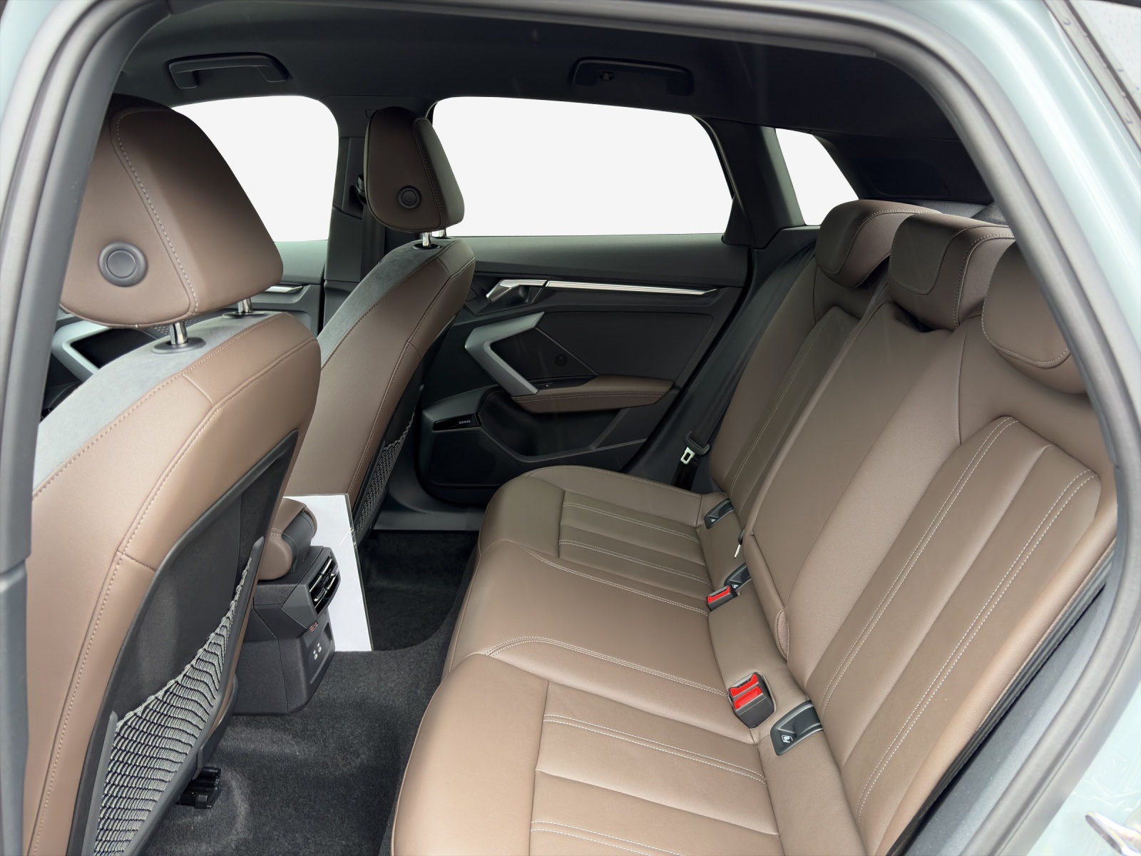 AUDI A3 allstreet 35 TFSI Attraction S-tronic-image-11