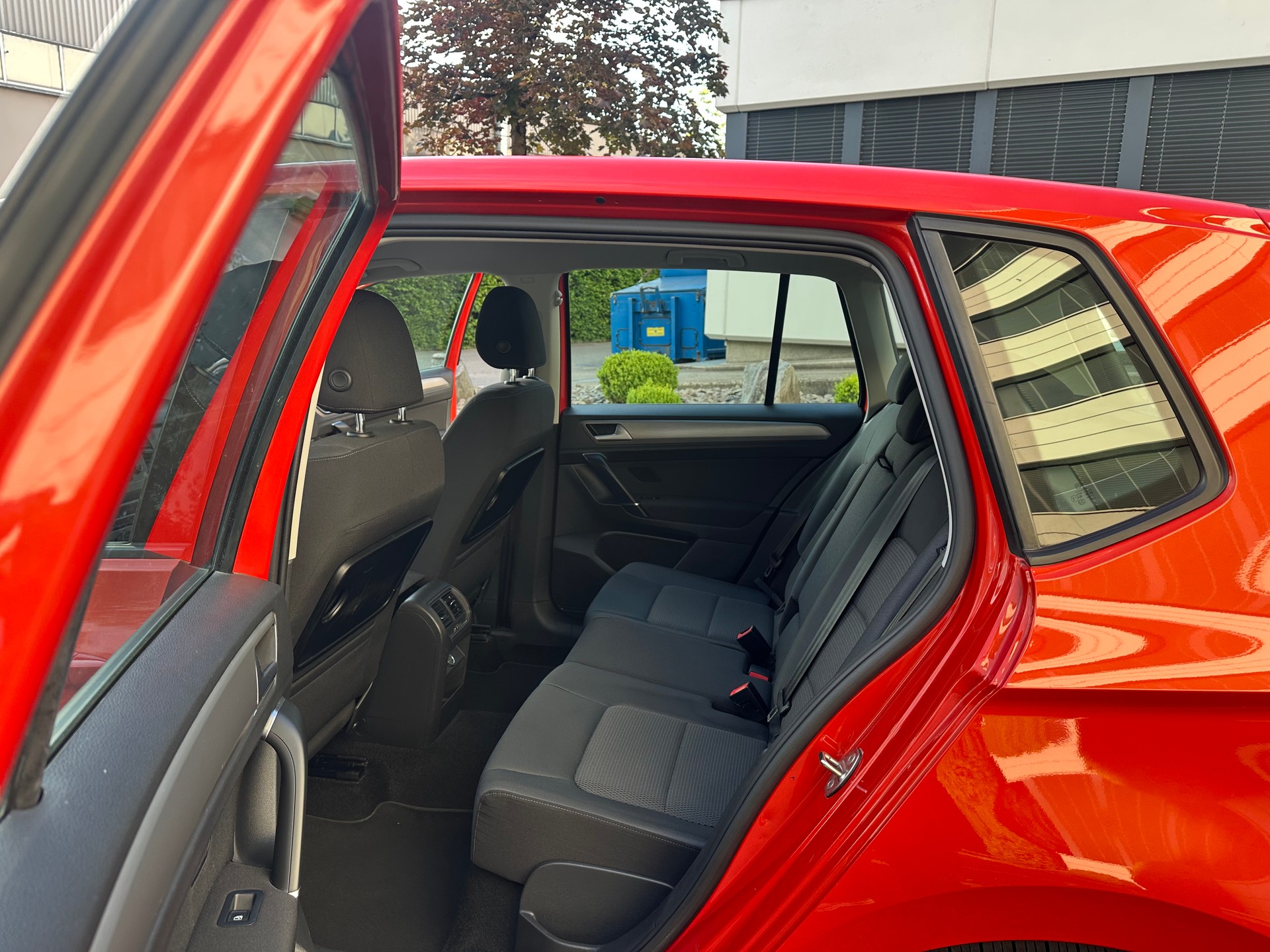 VW SPORTSVAN CL-image-10