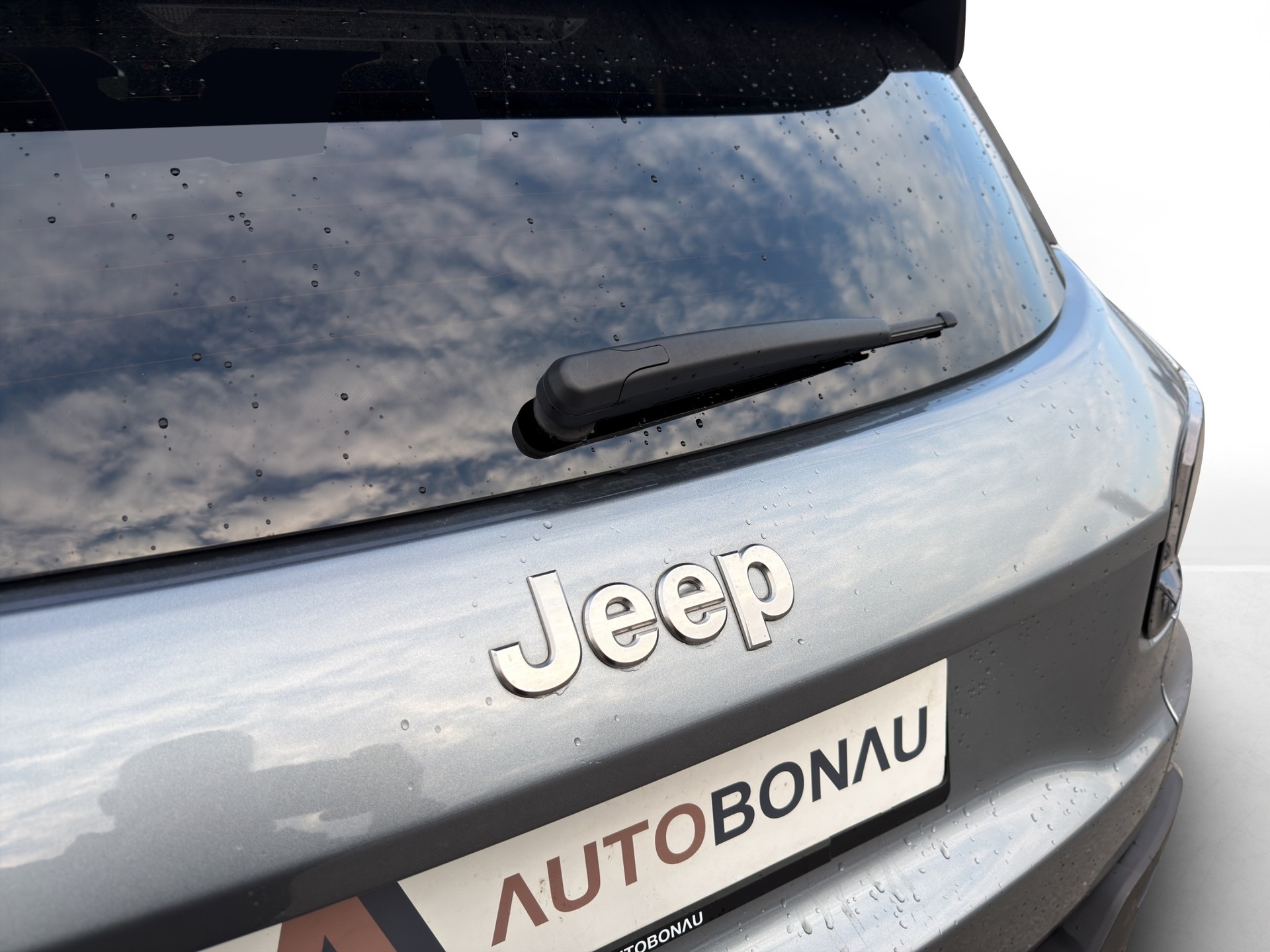JEEP Avenger Summit-image-12