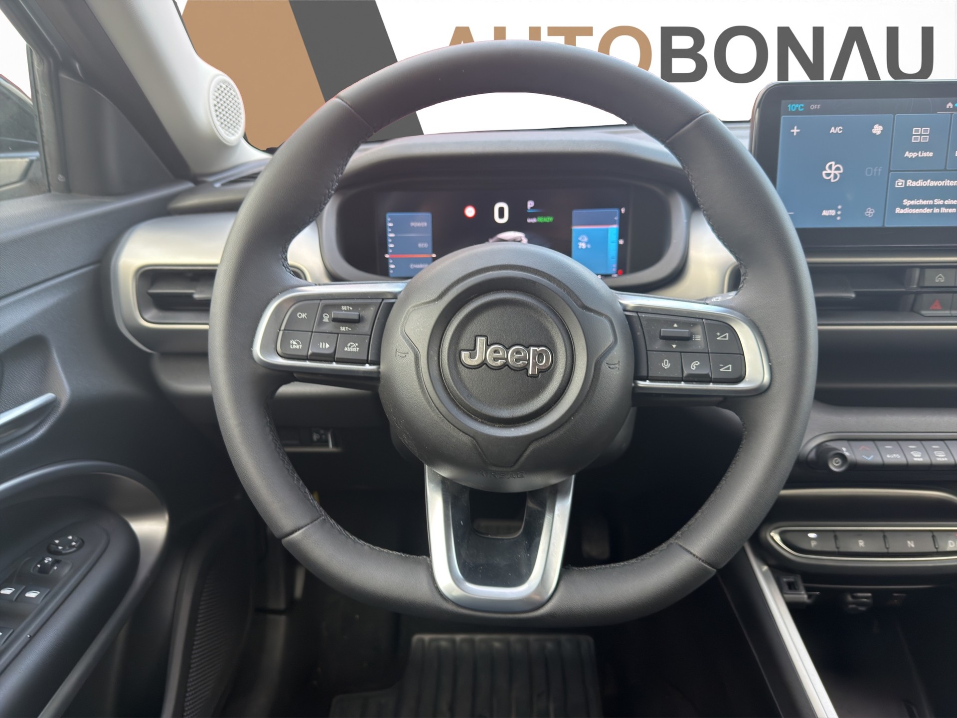 JEEP Avenger Summit-image-13