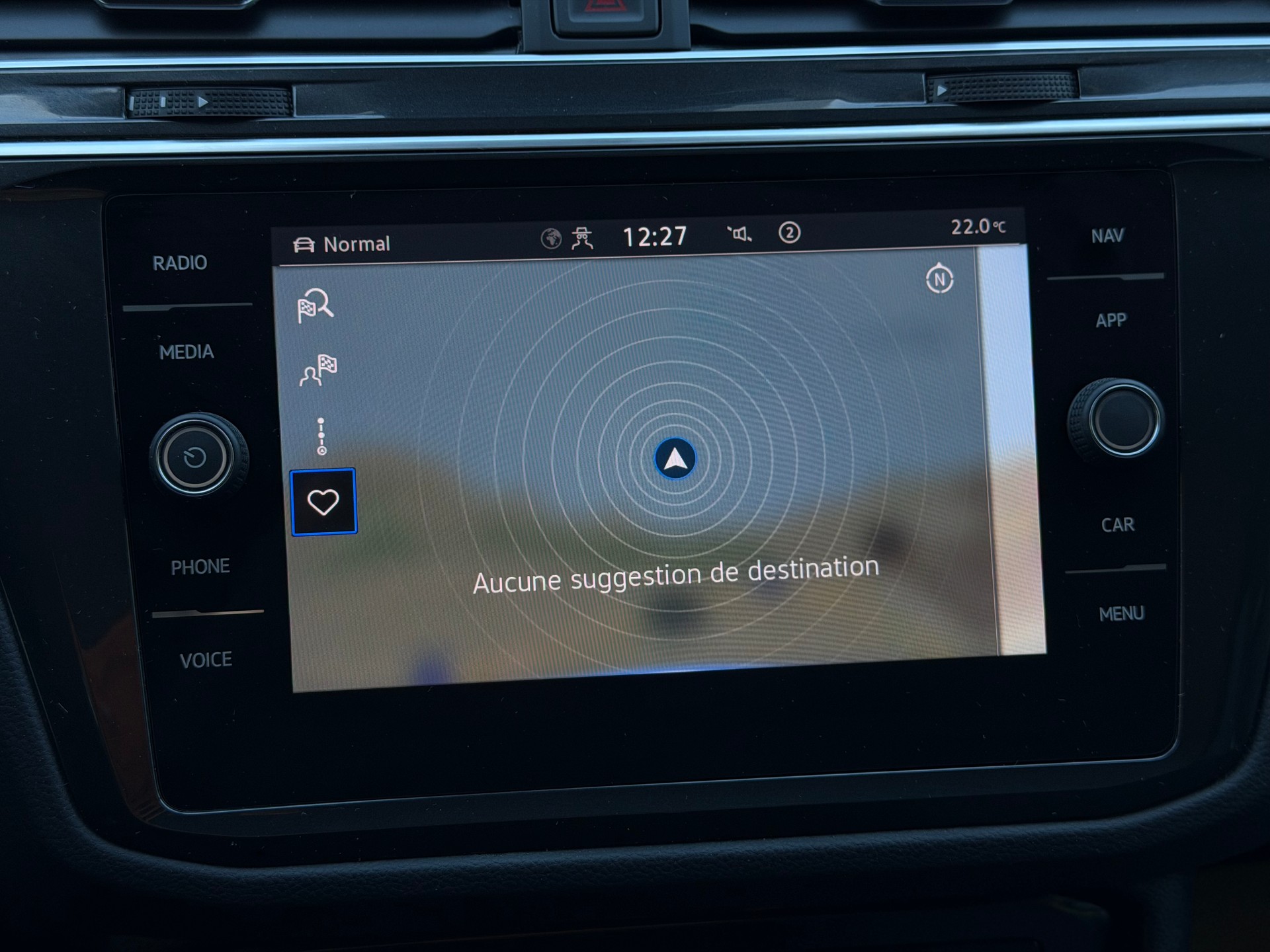 VW Tiguan 2.0 TDI SCR Life 4Motion DSG-image-24