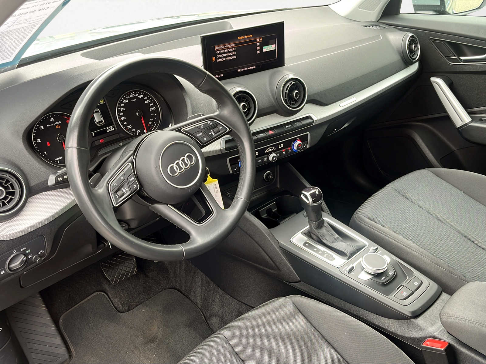 AUDI Q2 35 TDI advanced quattro S-tronic-image-6