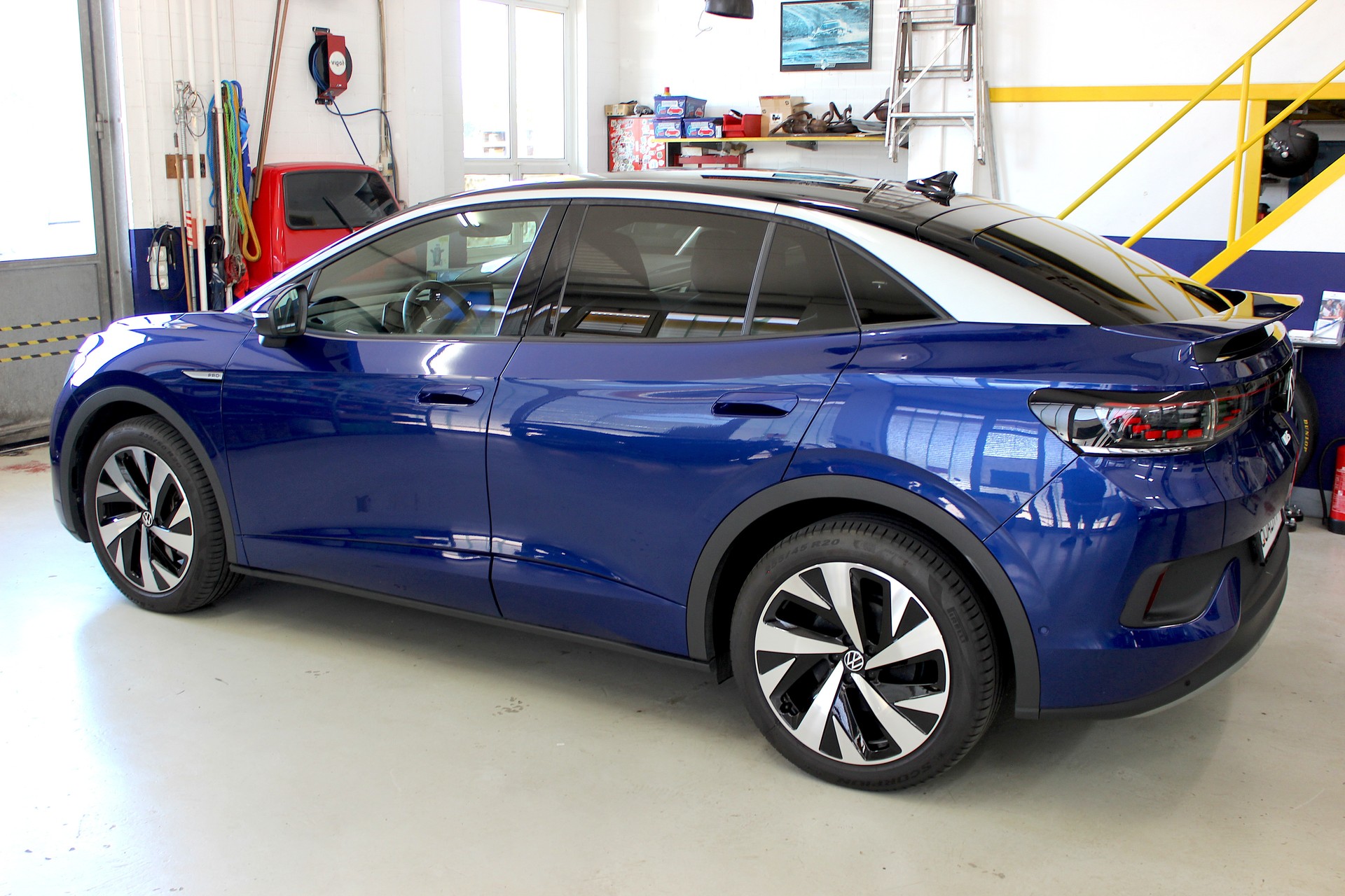 VW ID.5 Pro Performance 77 kWh 💥 TOP Ausstattung inkl. AHK 💥 Garantie 💥 Lieferung möglich-image-8