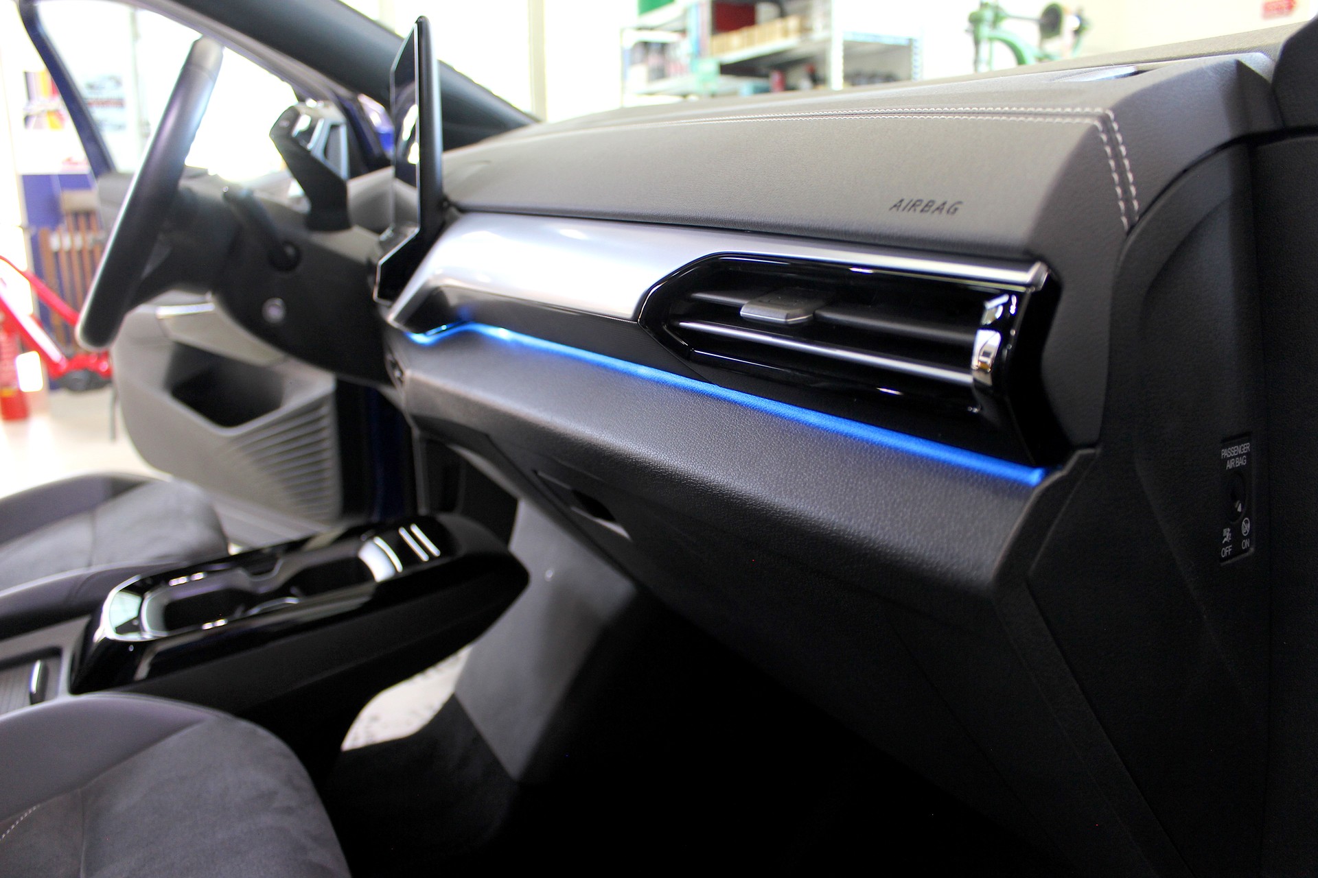 VW ID.5 Pro Performance 77 kWh 💥 TOP Ausstattung inkl. AHK 💥 Garantie 💥 Lieferung möglich-image-23