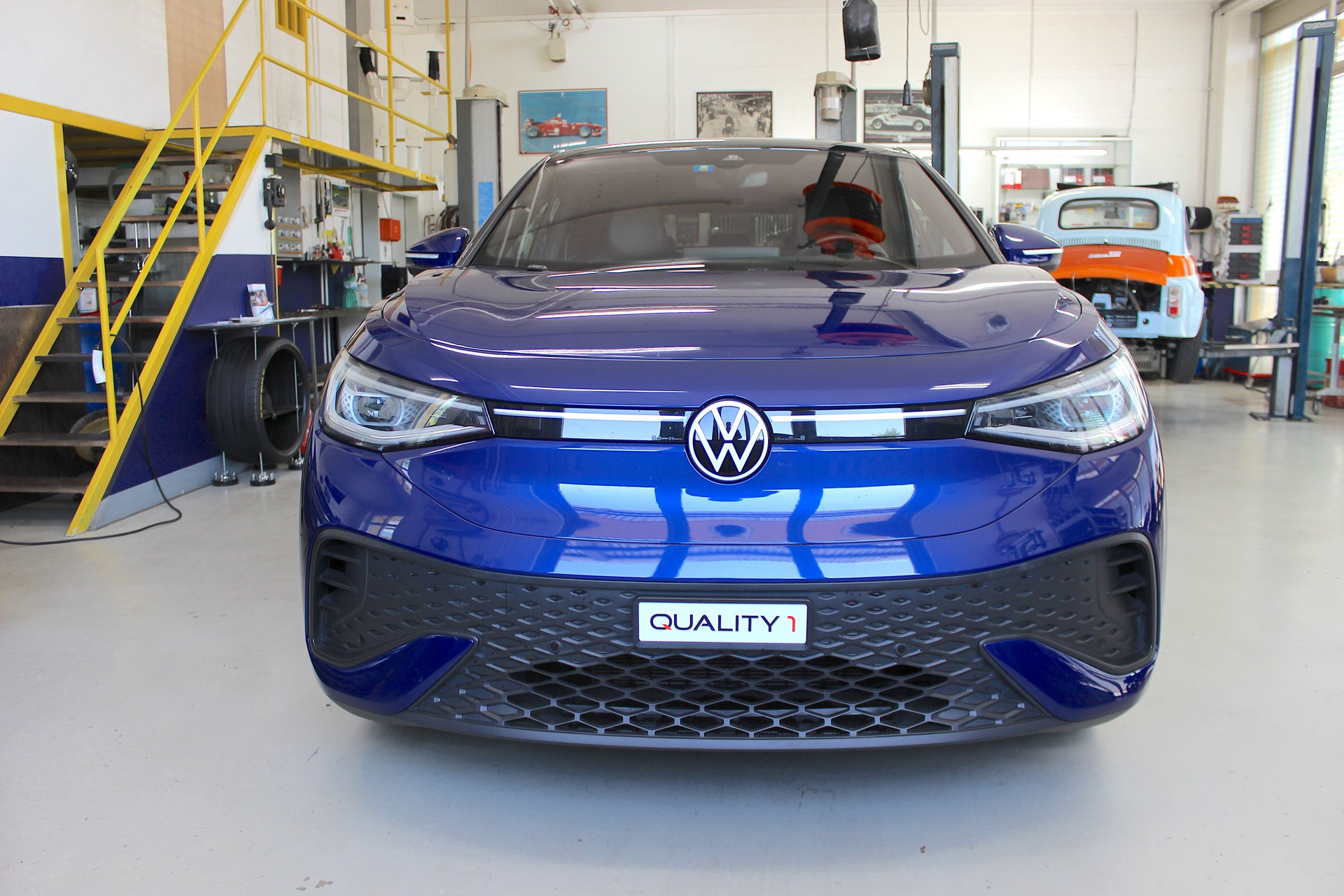 VW ID.5 Pro Performance 77 kWh 💥 TOP Ausstattung inkl. AHK 💥 Garantie 💥 Lieferung möglich-showroom-element-2