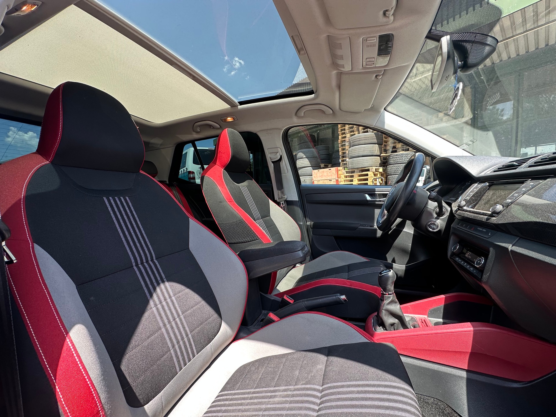 SKODA Fabia 1.2 TSI Monte Carlo-image-11